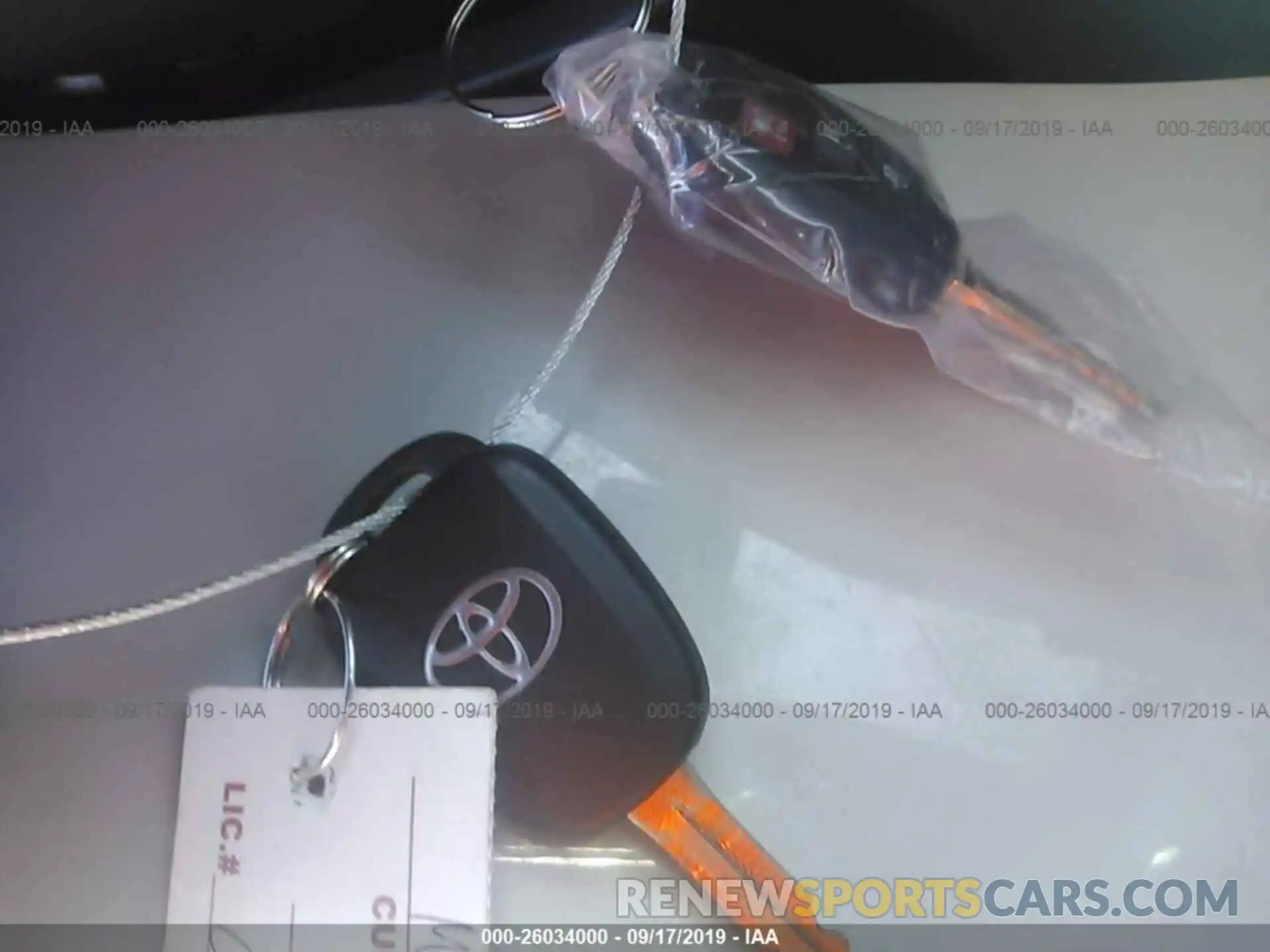 11 Photograph of a damaged car 5TFDY5F14KX798813 TOYOTA TUNDRA 2019