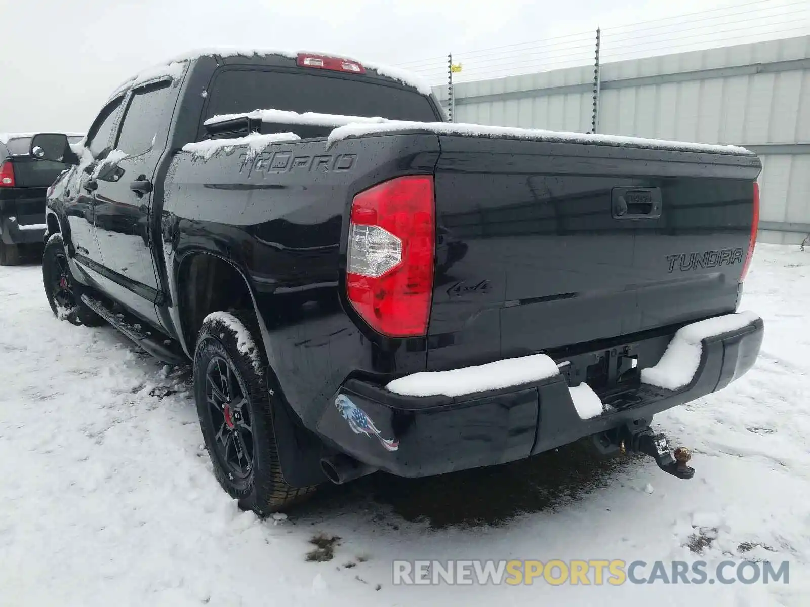 3 Photograph of a damaged car 5TFDY5F14KX804819 TOYOTA TUNDRA 2019