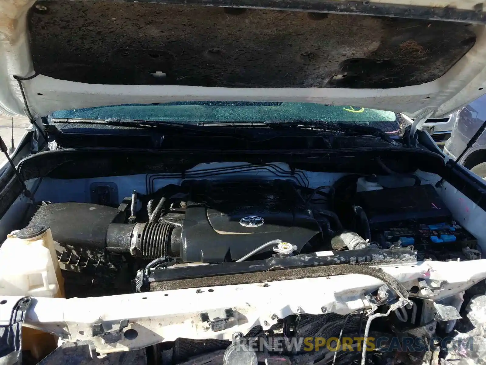 7 Photograph of a damaged car 5TFDY5F14KX834161 TOYOTA TUNDRA 2019