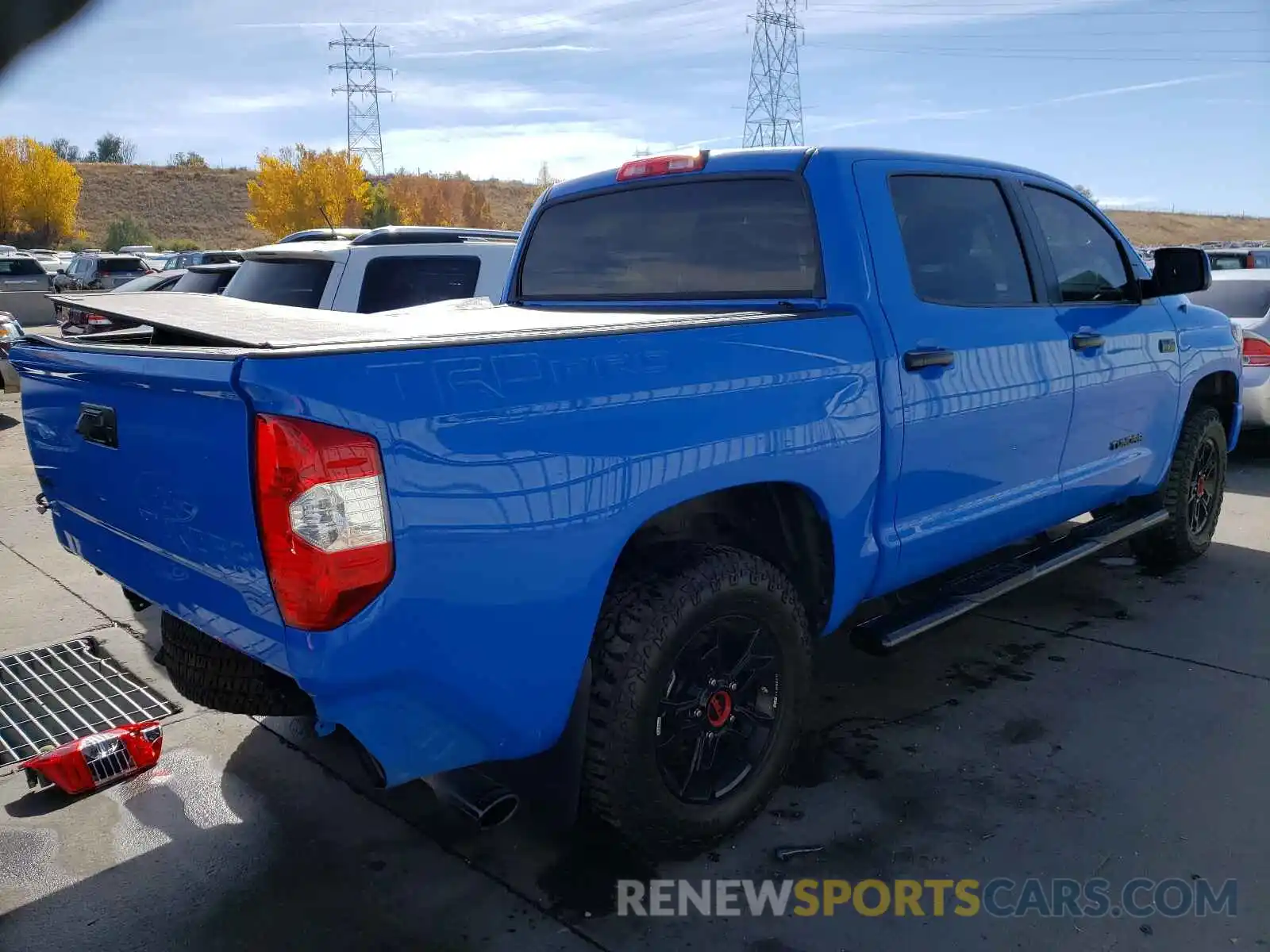 4 Photograph of a damaged car 5TFDY5F14KX860632 TOYOTA TUNDRA 2019