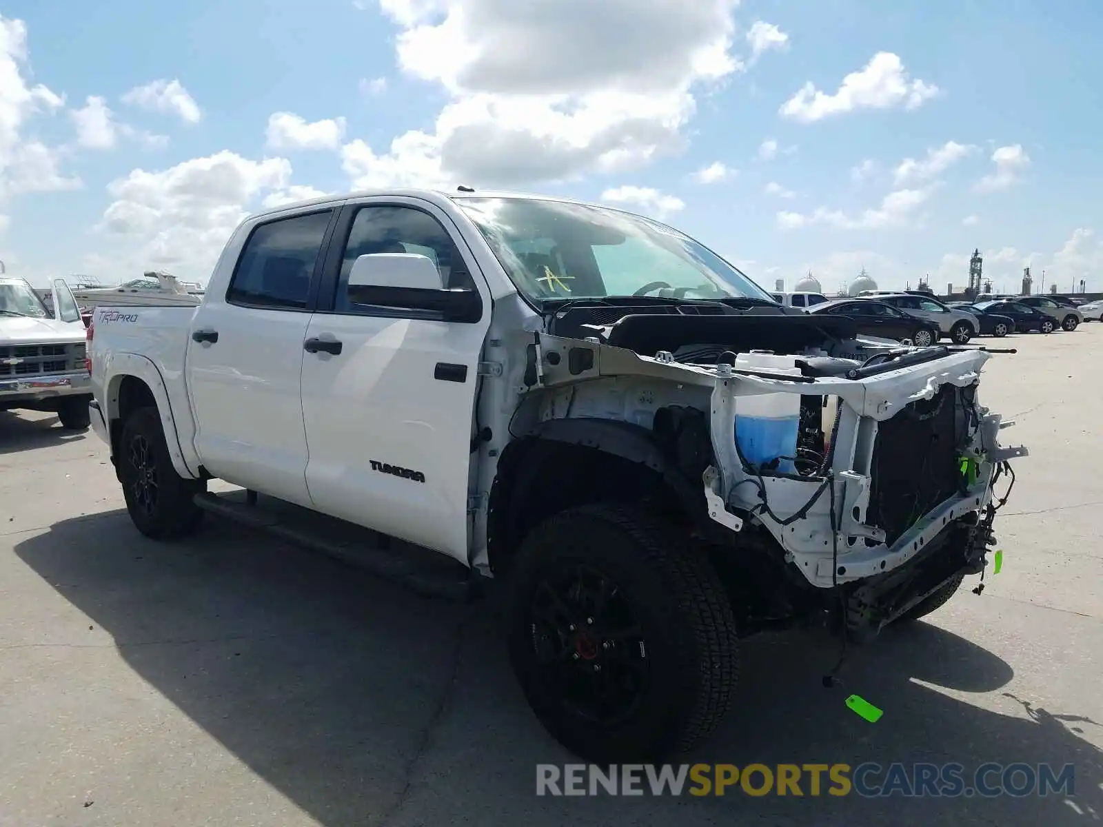 1 Photograph of a damaged car 5TFDY5F15KX806935 TOYOTA TUNDRA 2019