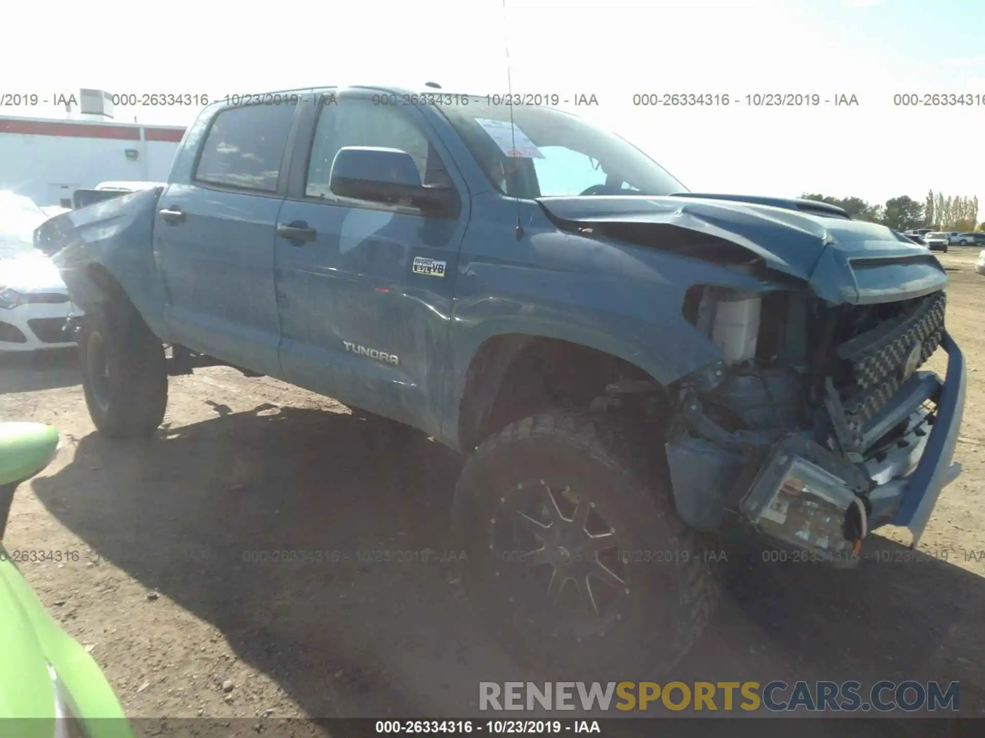 1 Photograph of a damaged car 5TFDY5F15KX826344 TOYOTA TUNDRA 2019