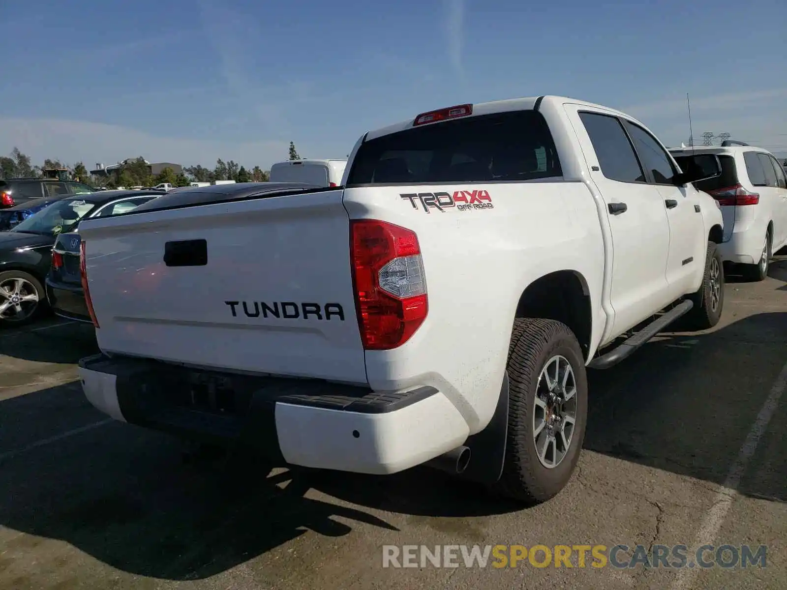 4 Photograph of a damaged car 5TFDY5F15KX859683 TOYOTA TUNDRA 2019