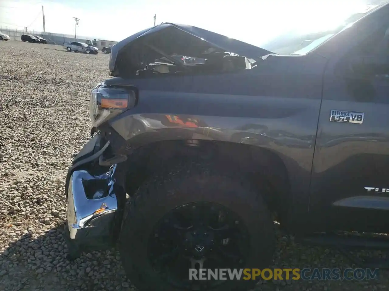 9 Photograph of a damaged car 5TFDY5F15KX867623 TOYOTA TUNDRA 2019