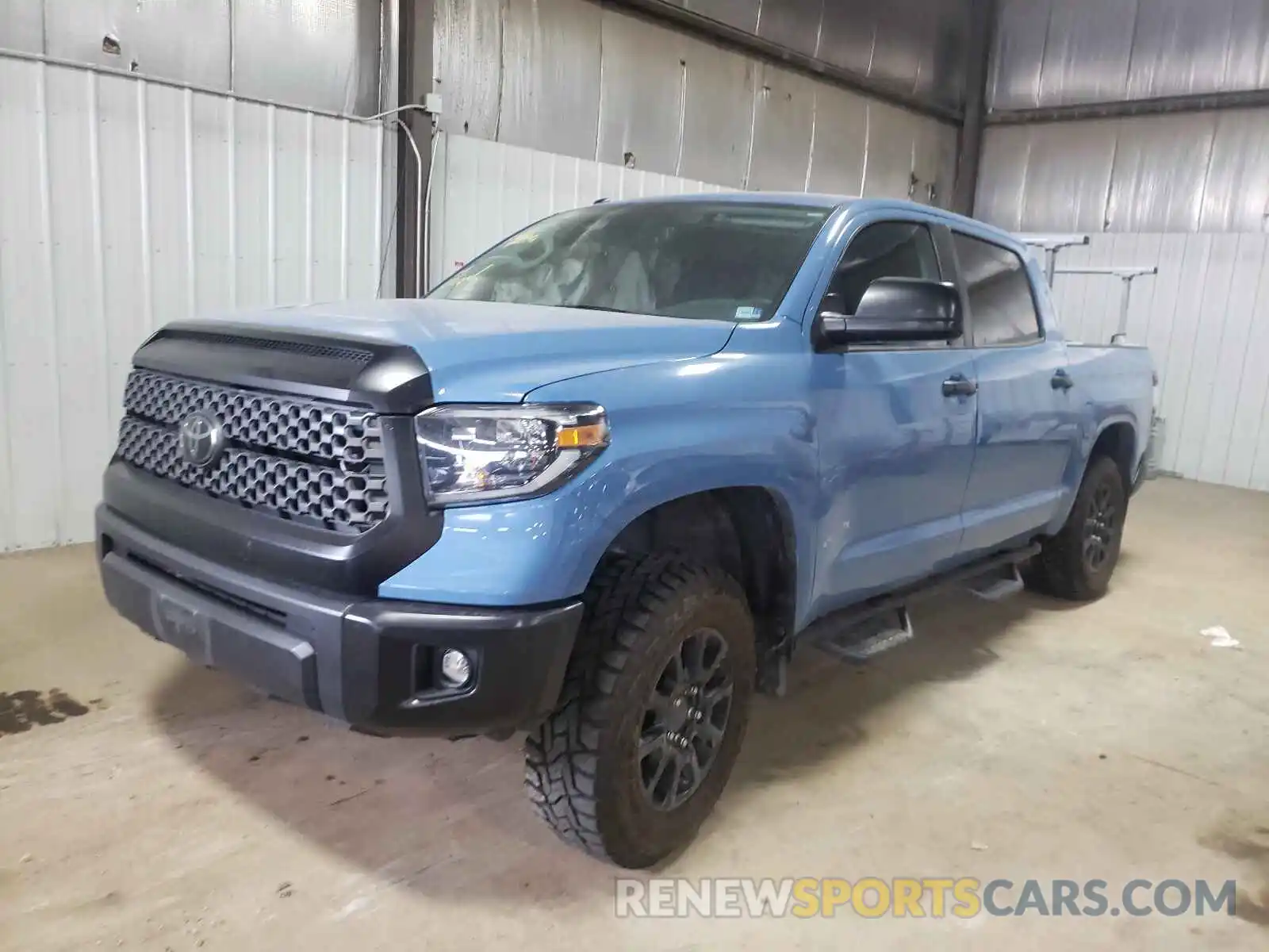 2 Photograph of a damaged car 5TFDY5F16KX779163 TOYOTA TUNDRA 2019