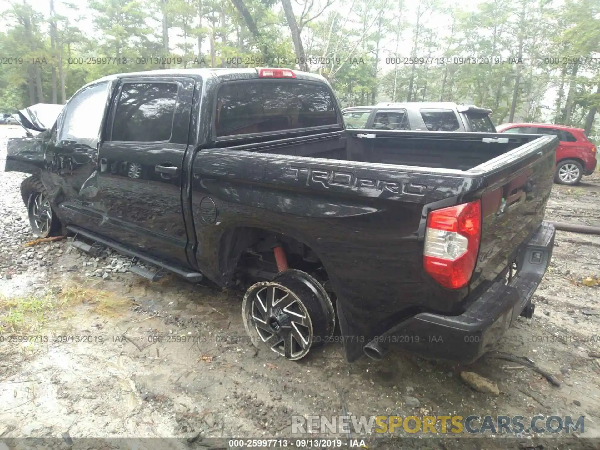 3 Photograph of a damaged car 5TFDY5F16KX781379 TOYOTA TUNDRA 2019