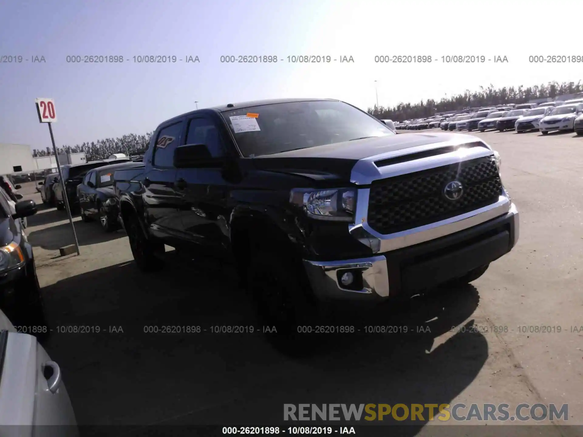 1 Фотография поврежденного автомобиля 5TFDY5F16KX782032 TOYOTA TUNDRA 2019