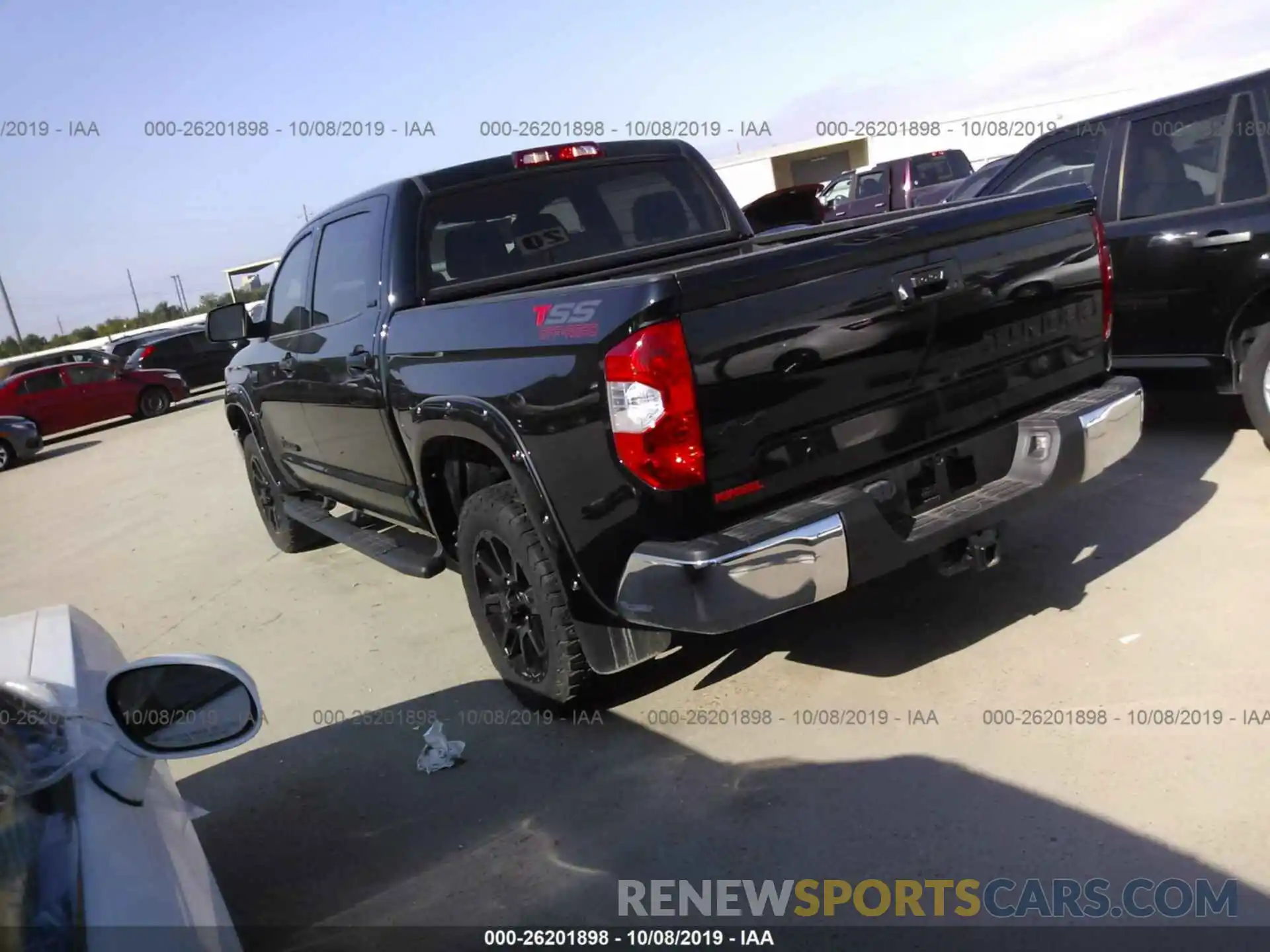 3 Photograph of a damaged car 5TFDY5F16KX782032 TOYOTA TUNDRA 2019