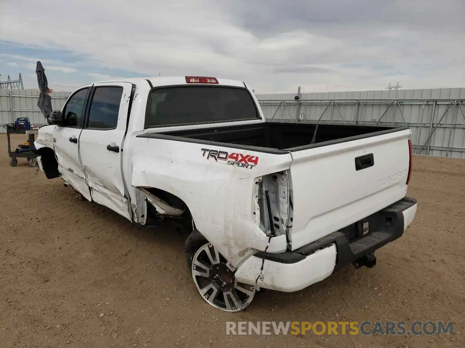 3 Photograph of a damaged car 5TFDY5F16KX783228 TOYOTA TUNDRA 2019