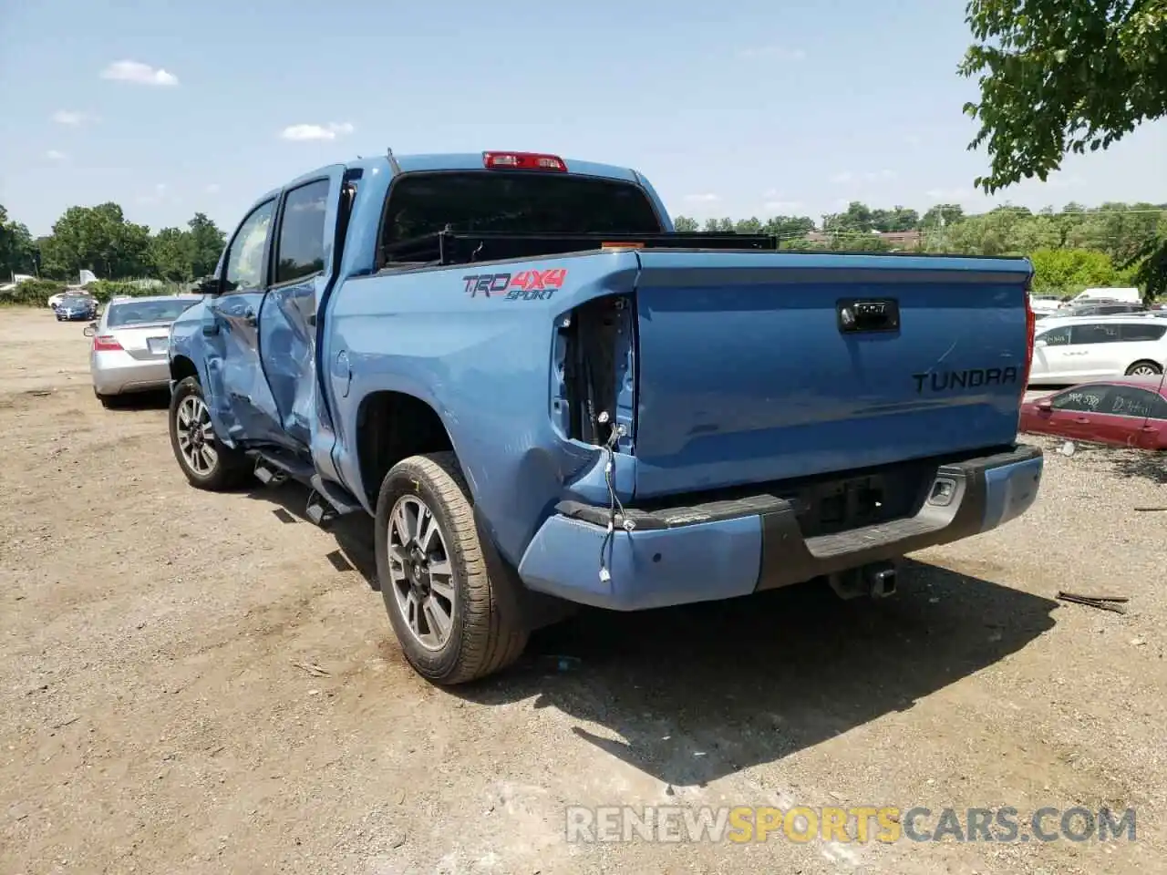 3 Фотография поврежденного автомобиля 5TFDY5F16KX795993 TOYOTA TUNDRA 2019