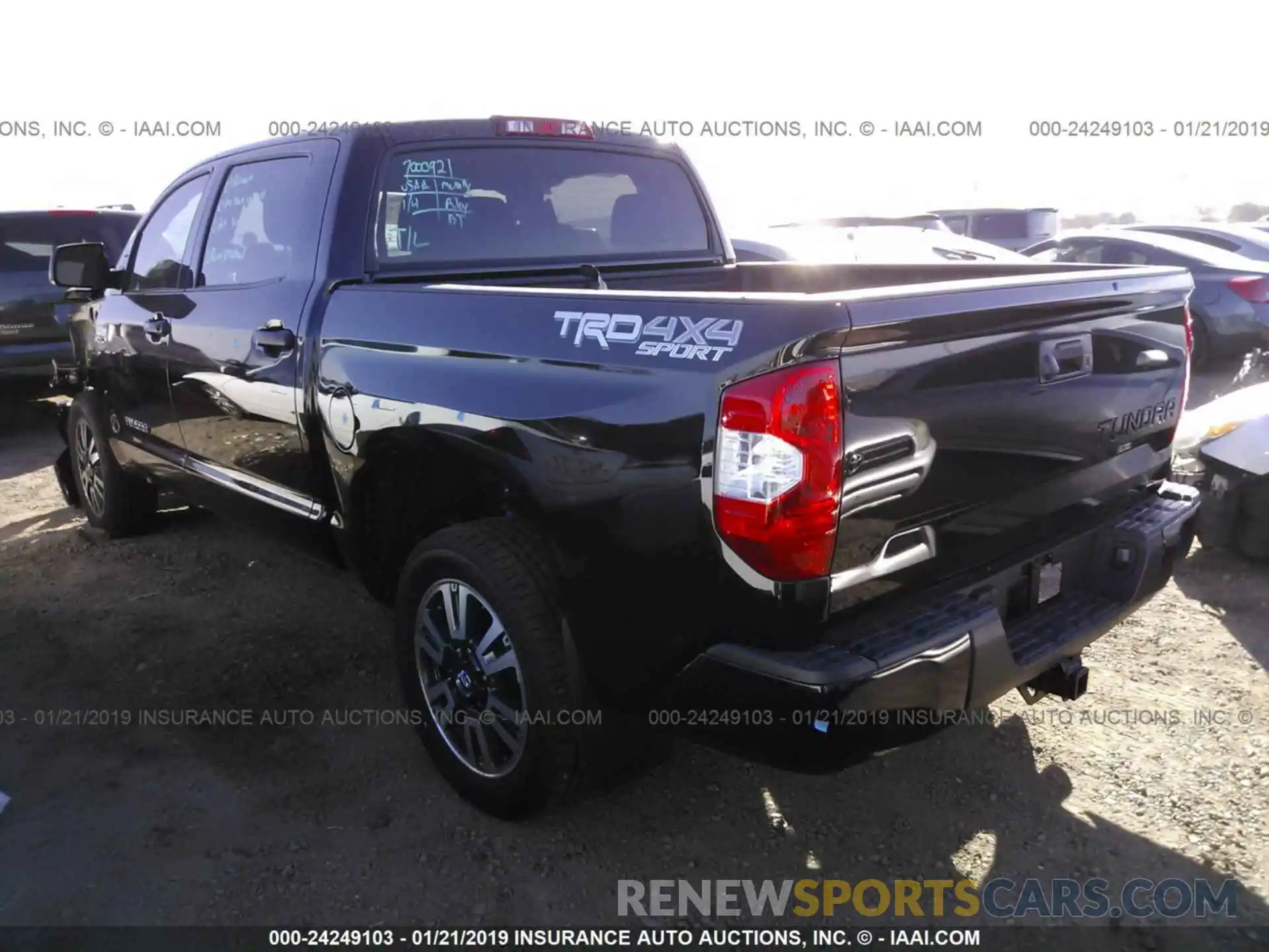 3 Photograph of a damaged car 5TFDY5F16KX798912 TOYOTA TUNDRA 2019