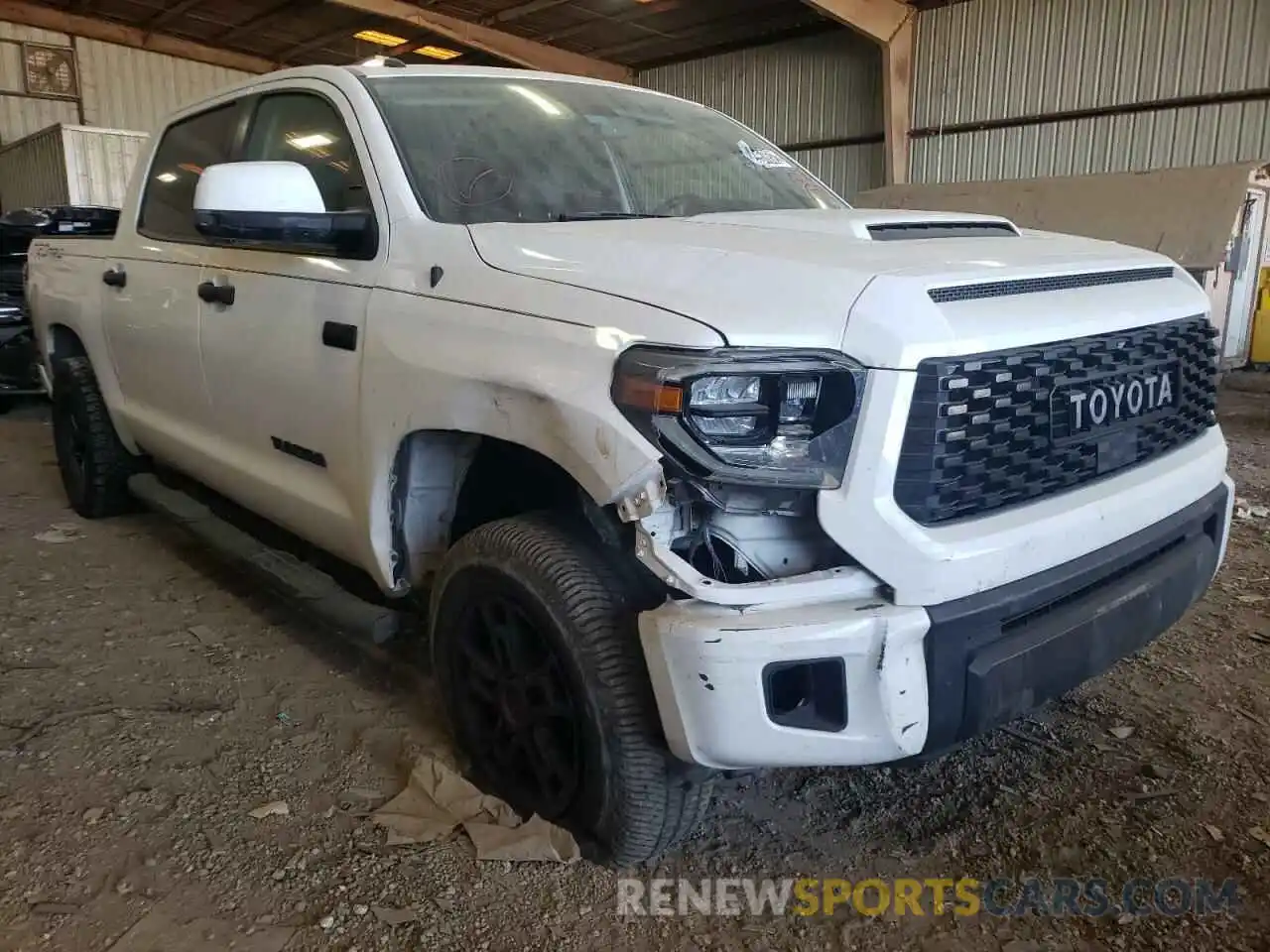 1 Photograph of a damaged car 5TFDY5F16KX803302 TOYOTA TUNDRA 2019