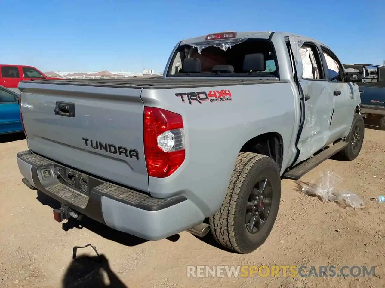 4 Photograph of a damaged car 5TFDY5F16KX811223 TOYOTA TUNDRA 2019