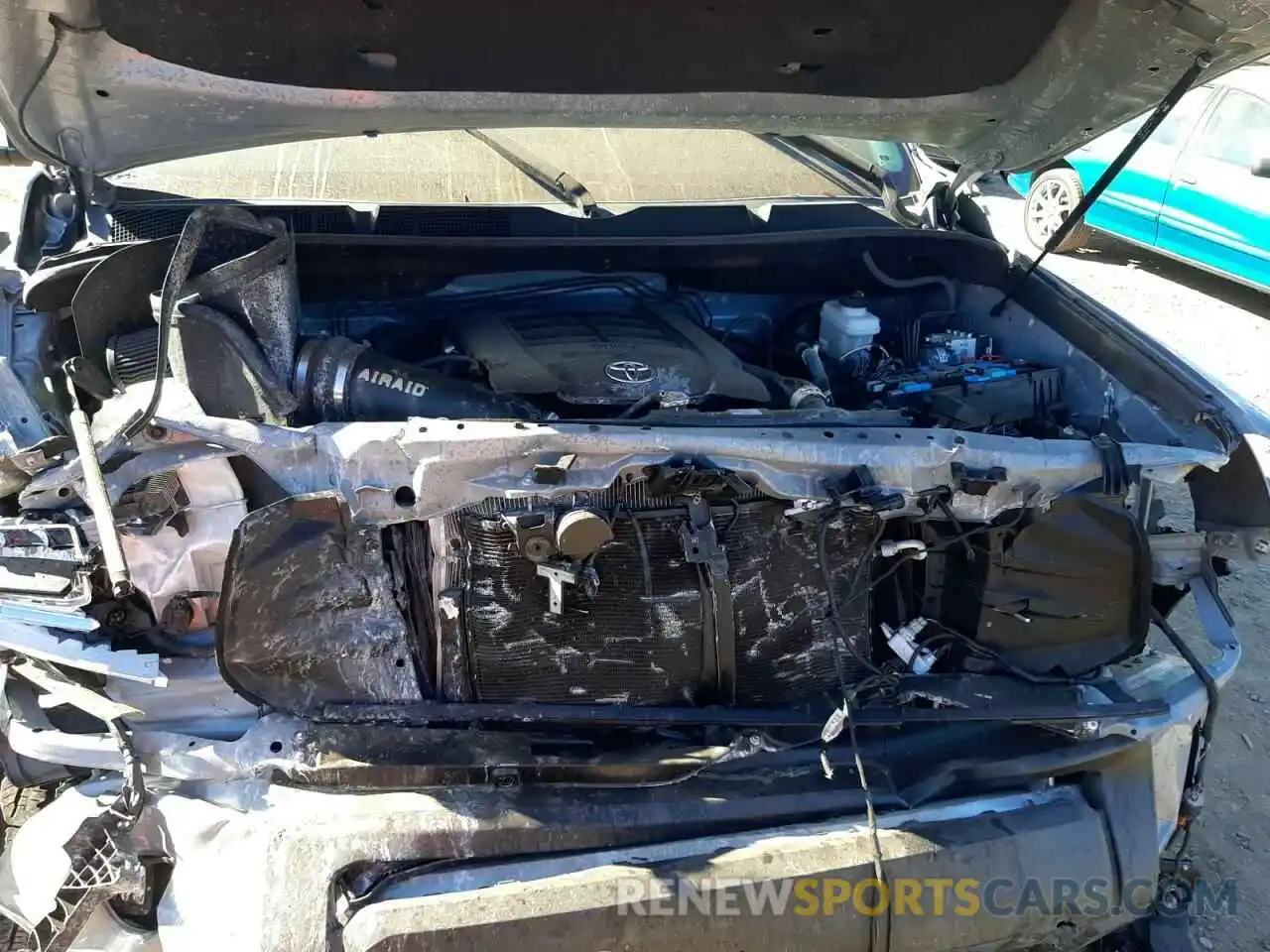 7 Photograph of a damaged car 5TFDY5F16KX811223 TOYOTA TUNDRA 2019