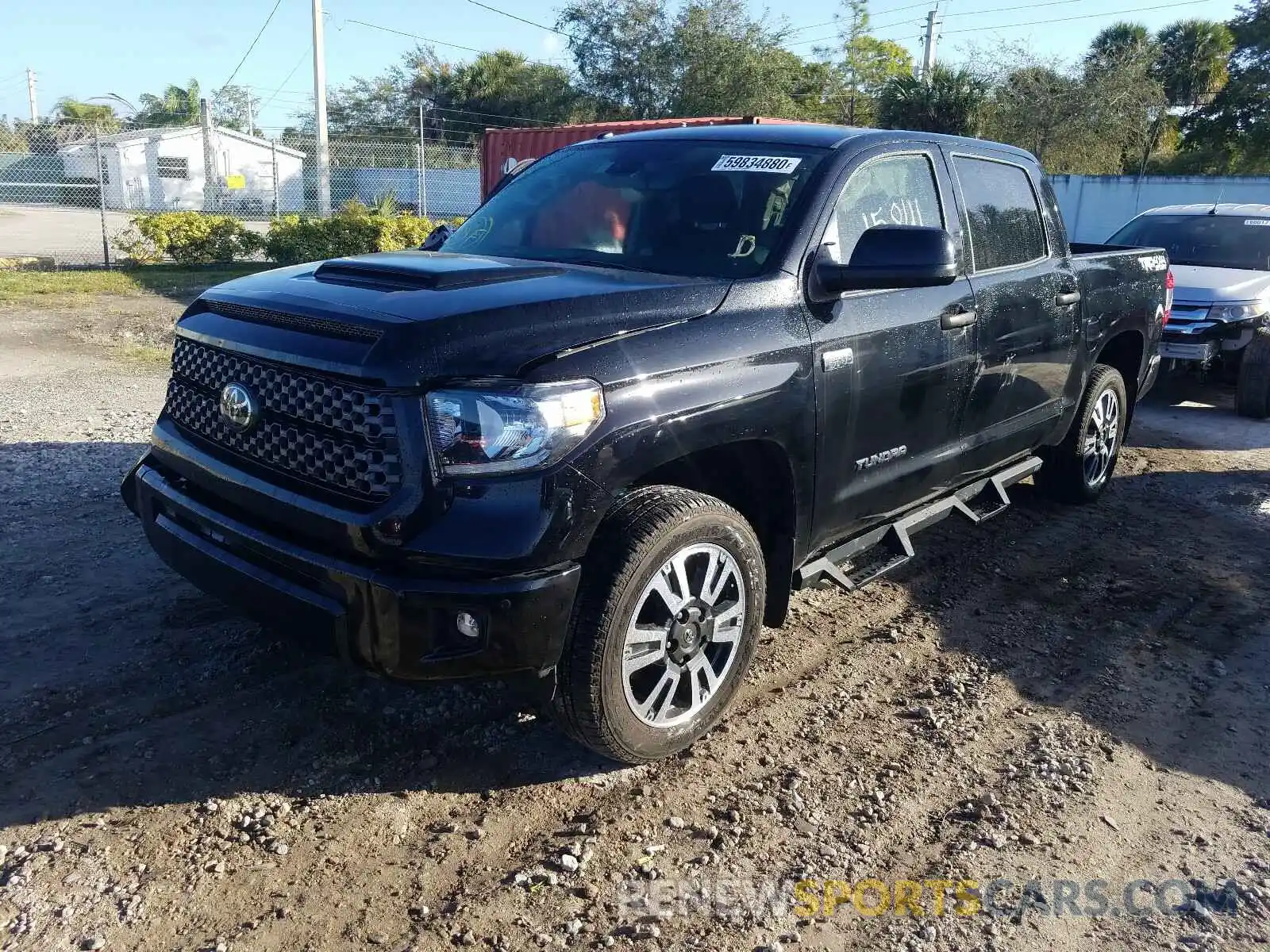 2 Фотография поврежденного автомобиля 5TFDY5F16KX813599 TOYOTA TUNDRA 2019