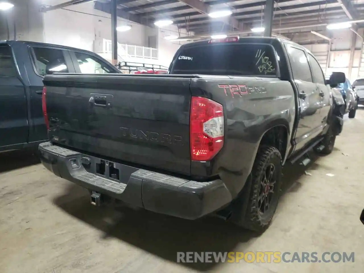 4 Photograph of a damaged car 5TFDY5F16KX827647 TOYOTA TUNDRA 2019