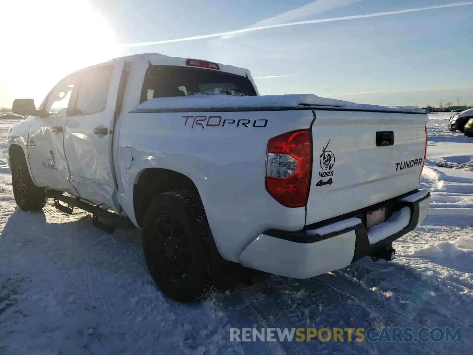 3 Photograph of a damaged car 5TFDY5F16KX836851 TOYOTA TUNDRA 2019