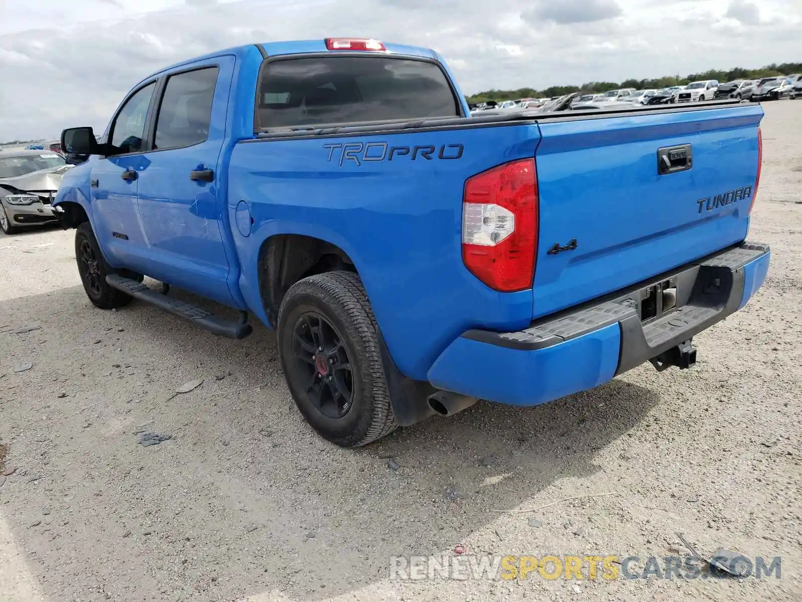 3 Photograph of a damaged car 5TFDY5F16KX851799 TOYOTA TUNDRA 2019