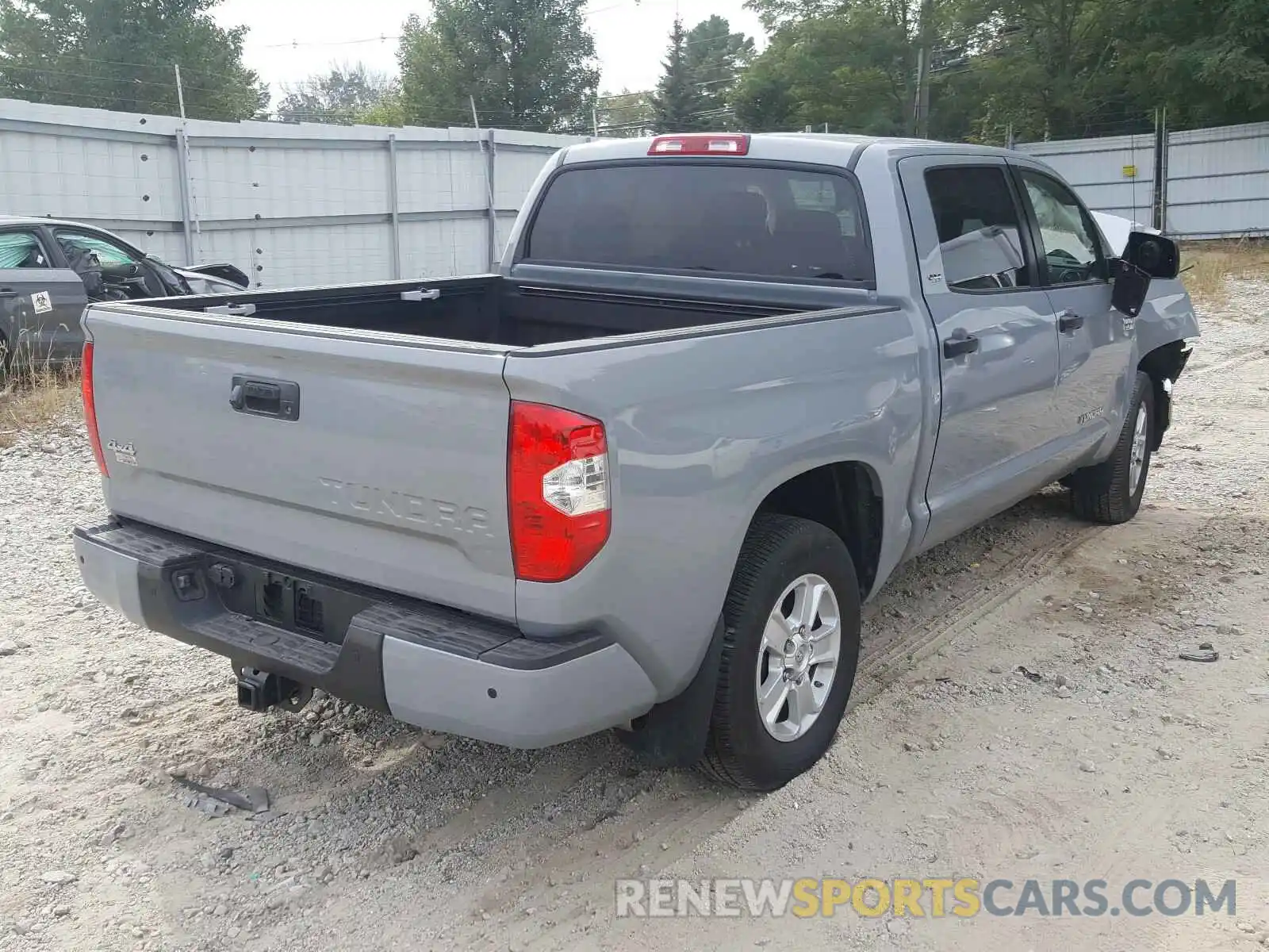 4 Photograph of a damaged car 5TFDY5F16KX862155 TOYOTA TUNDRA 2019