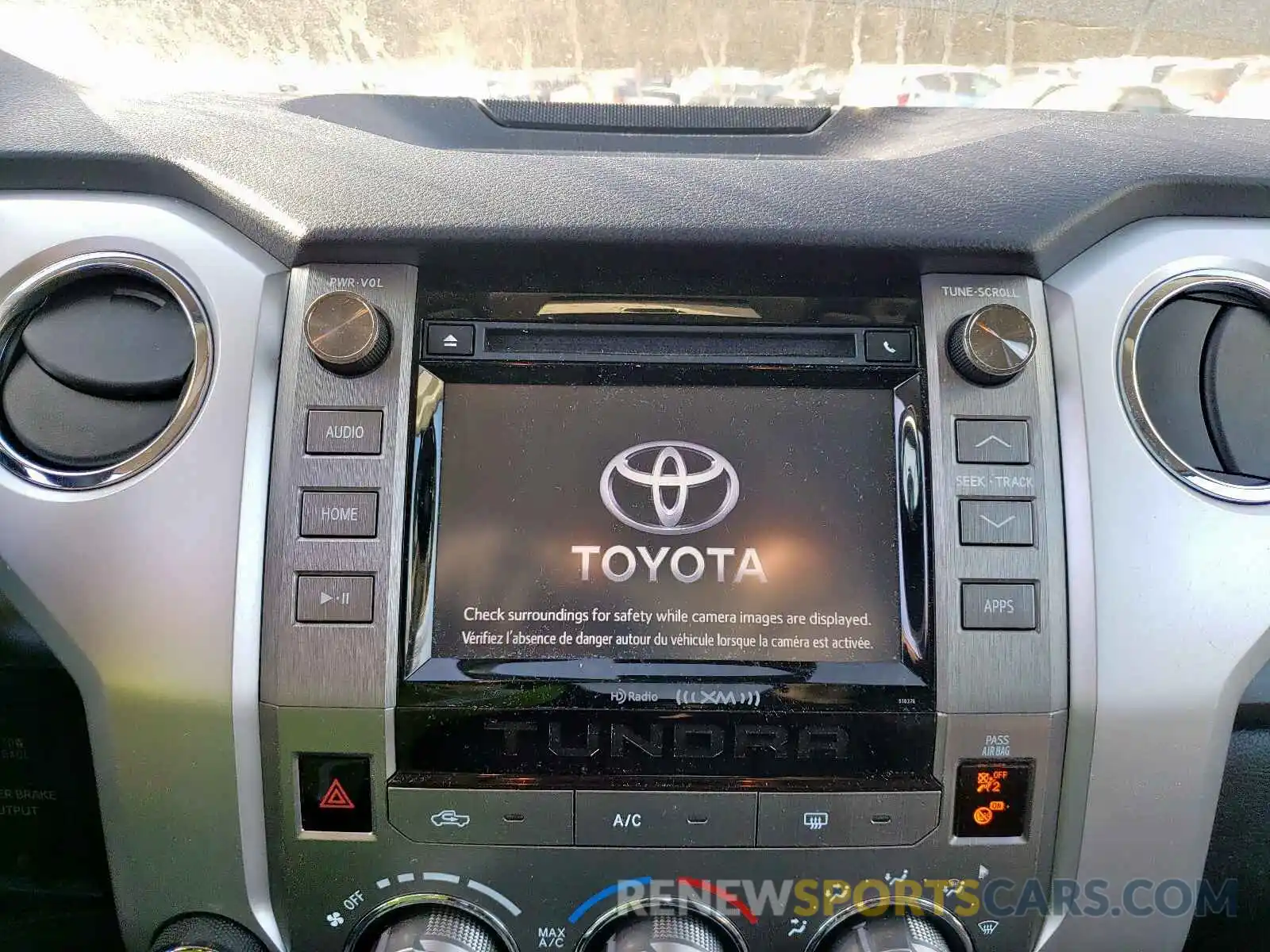 9 Photograph of a damaged car 5TFDY5F17KX782279 TOYOTA TUNDRA 2019