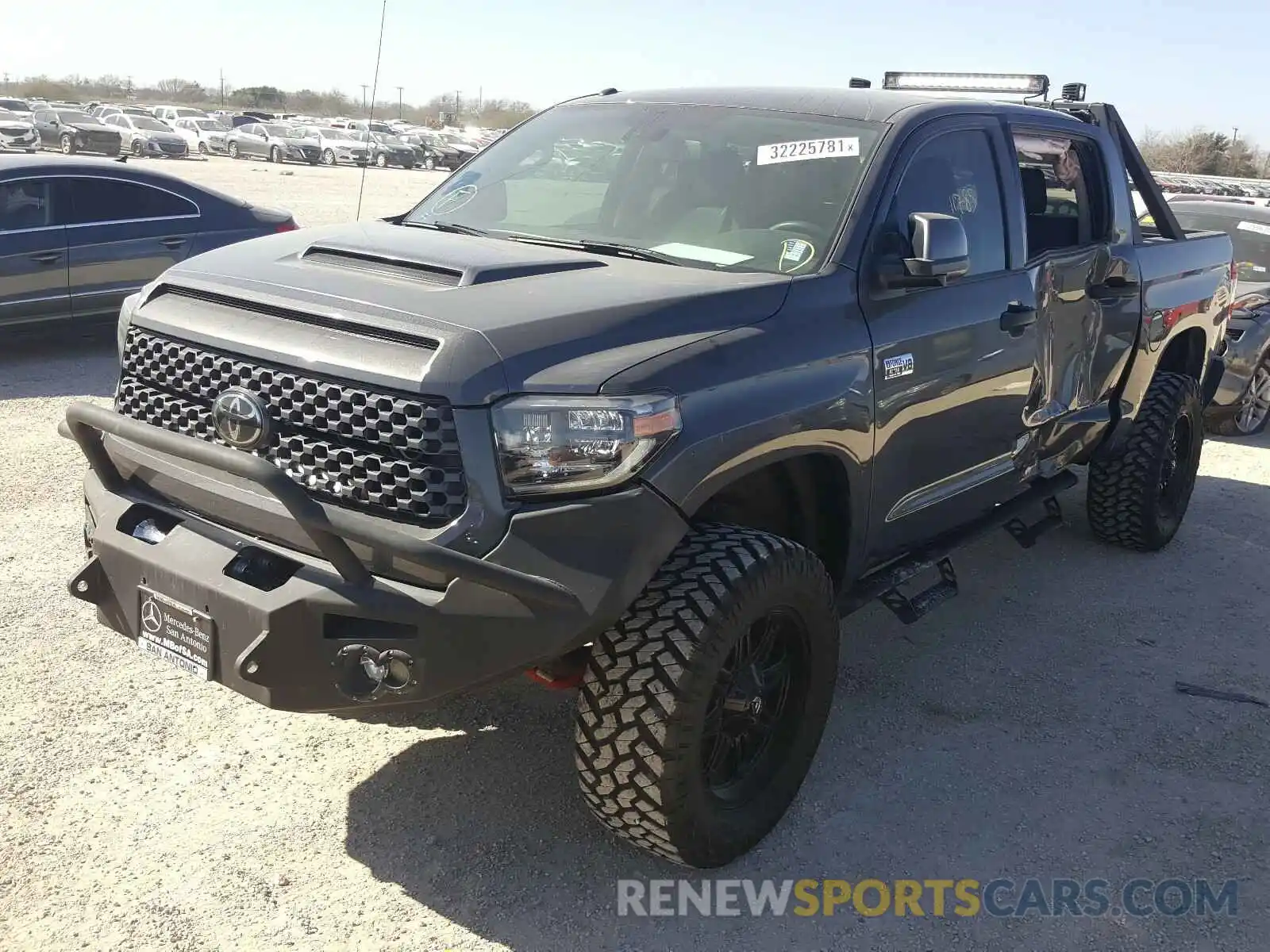 2 Photograph of a damaged car 5TFDY5F17KX782881 TOYOTA TUNDRA 2019