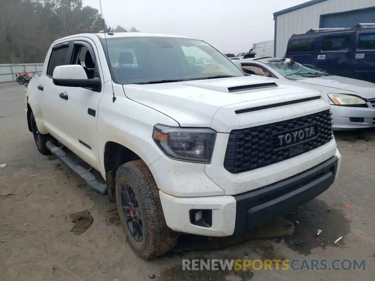 1 Photograph of a damaged car 5TFDY5F17KX863931 TOYOTA TUNDRA 2019