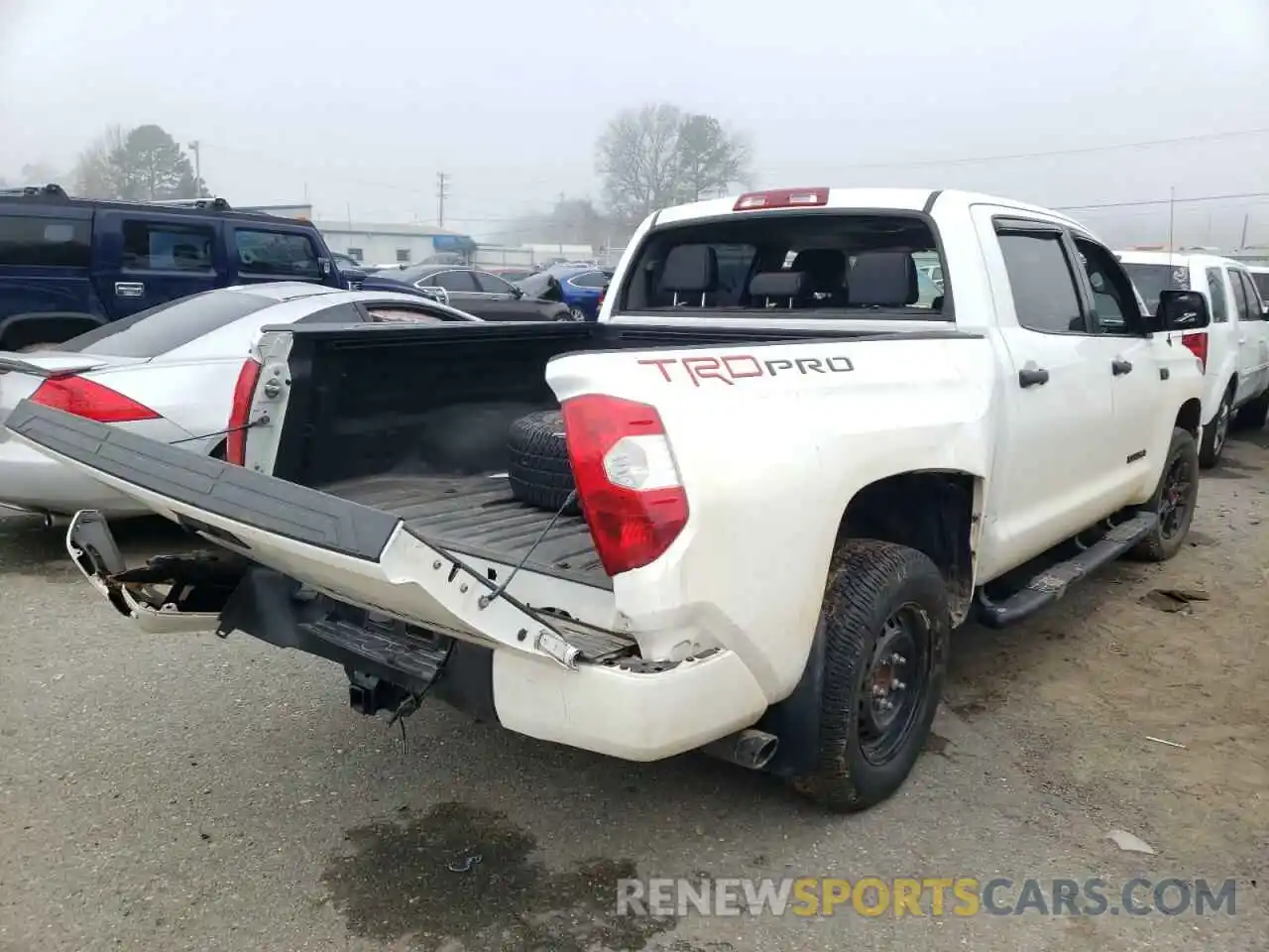 4 Photograph of a damaged car 5TFDY5F17KX863931 TOYOTA TUNDRA 2019