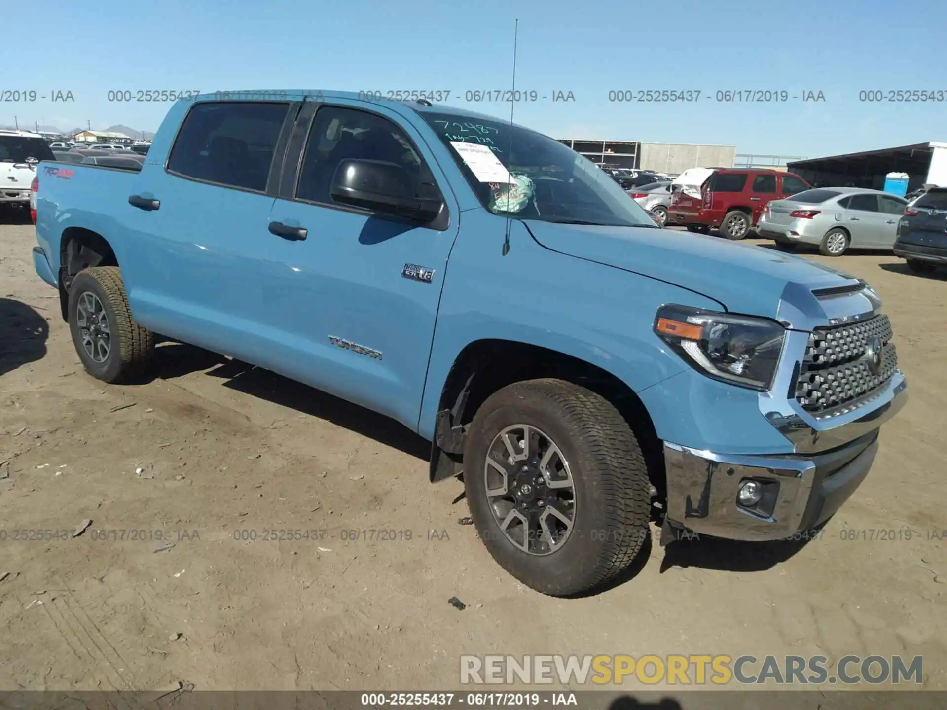 1 Photograph of a damaged car 5TFDY5F18KX785465 TOYOTA TUNDRA 2019