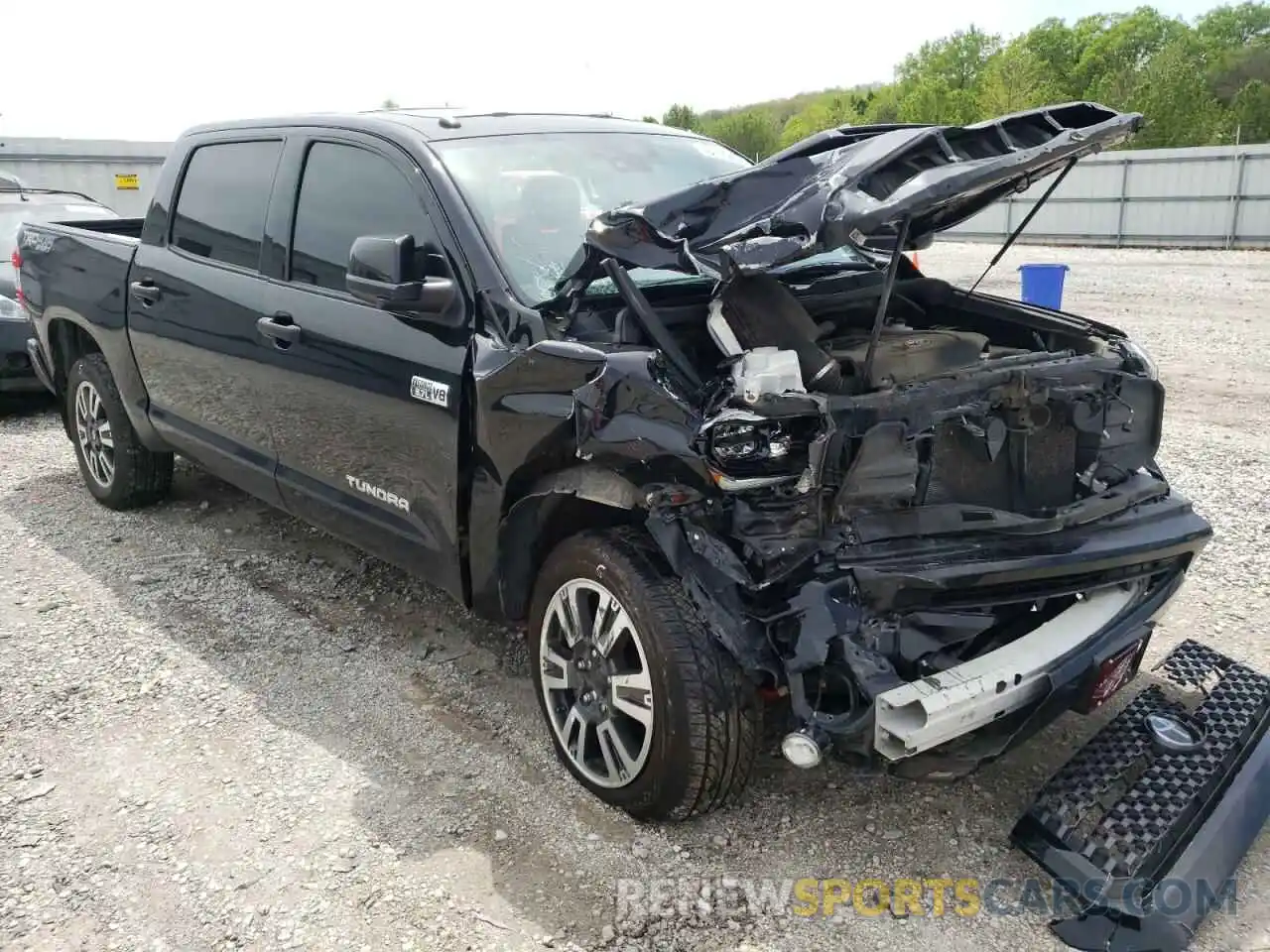 1 Photograph of a damaged car 5TFDY5F18KX806606 TOYOTA TUNDRA 2019