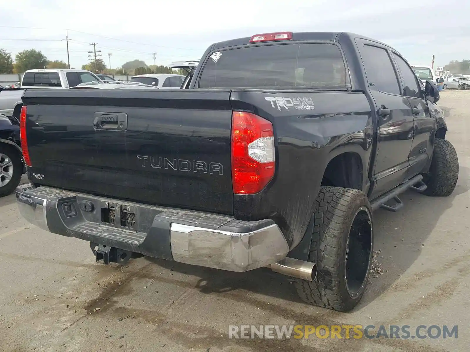 4 Photograph of a damaged car 5TFDY5F18KX818206 TOYOTA TUNDRA 2019