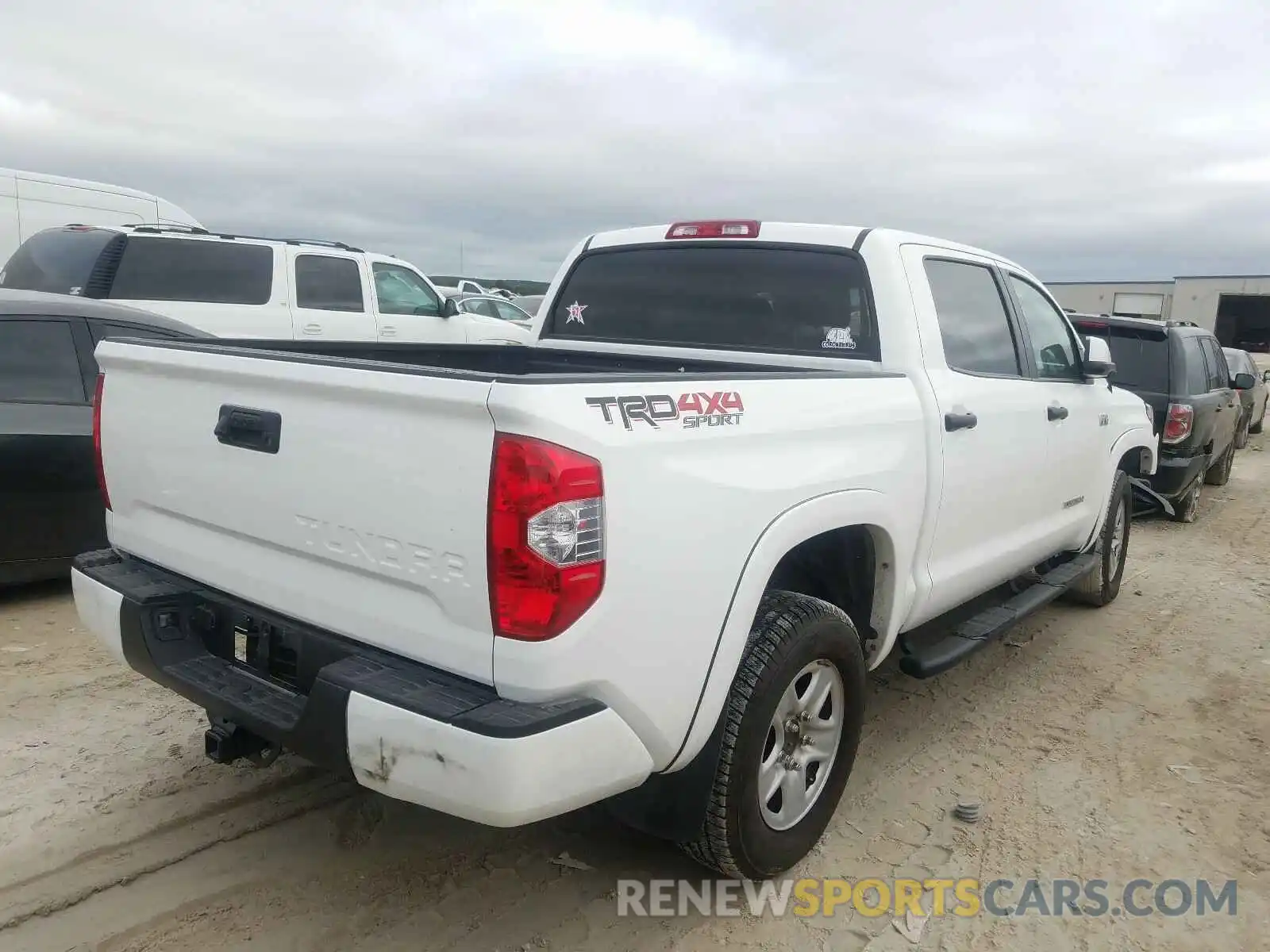 4 Photograph of a damaged car 5TFDY5F18KX853974 TOYOTA TUNDRA 2019