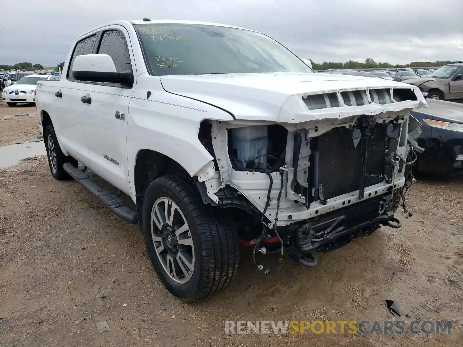 1 Photograph of a damaged car 5TFDY5F19KX779660 TOYOTA TUNDRA 2019