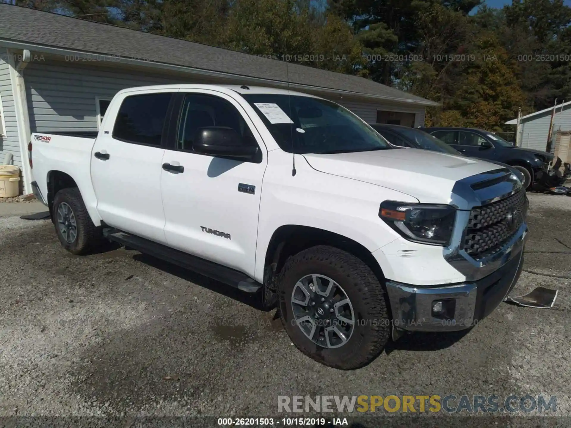 1 Photograph of a damaged car 5TFDY5F19KX802581 TOYOTA TUNDRA 2019