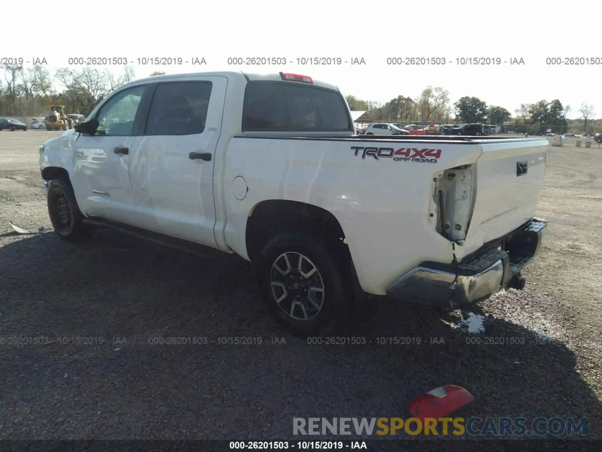 3 Photograph of a damaged car 5TFDY5F19KX802581 TOYOTA TUNDRA 2019