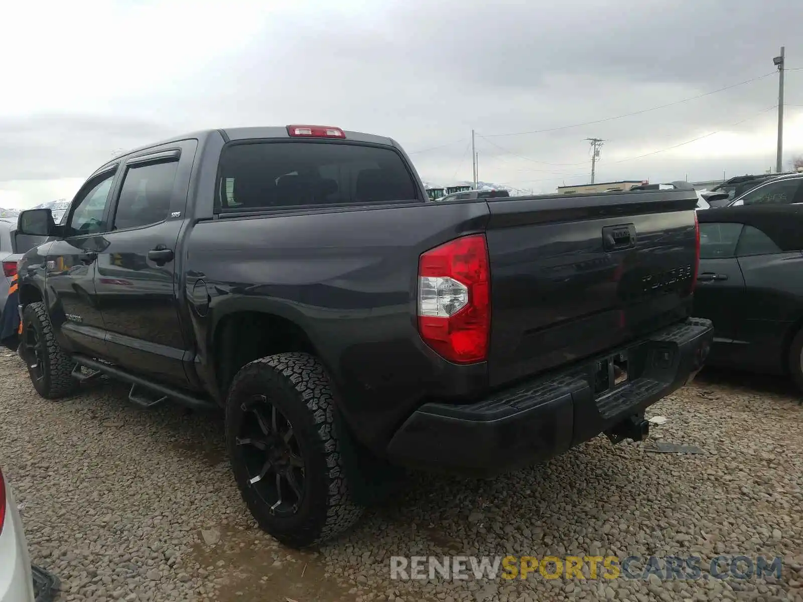 3 Photograph of a damaged car 5TFDY5F19KX809000 TOYOTA TUNDRA 2019