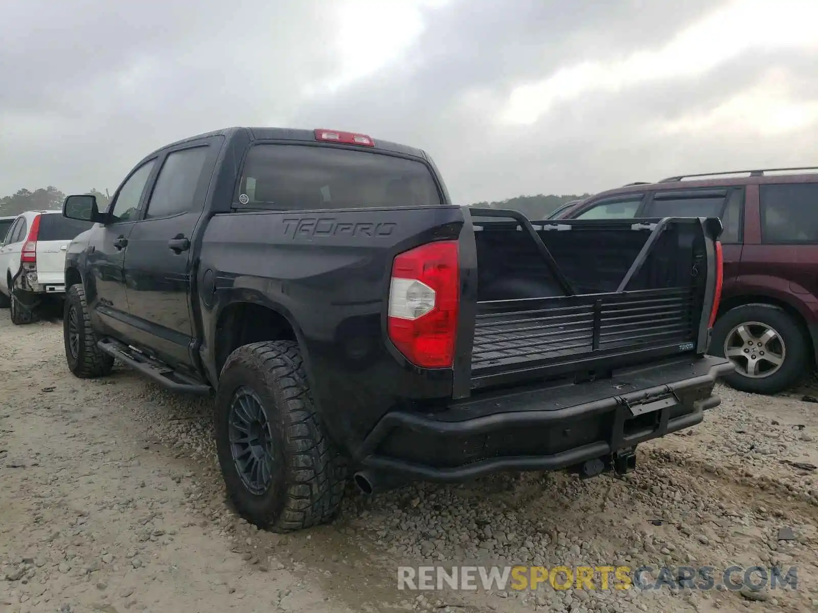 3 Photograph of a damaged car 5TFDY5F19KX841221 TOYOTA TUNDRA 2019