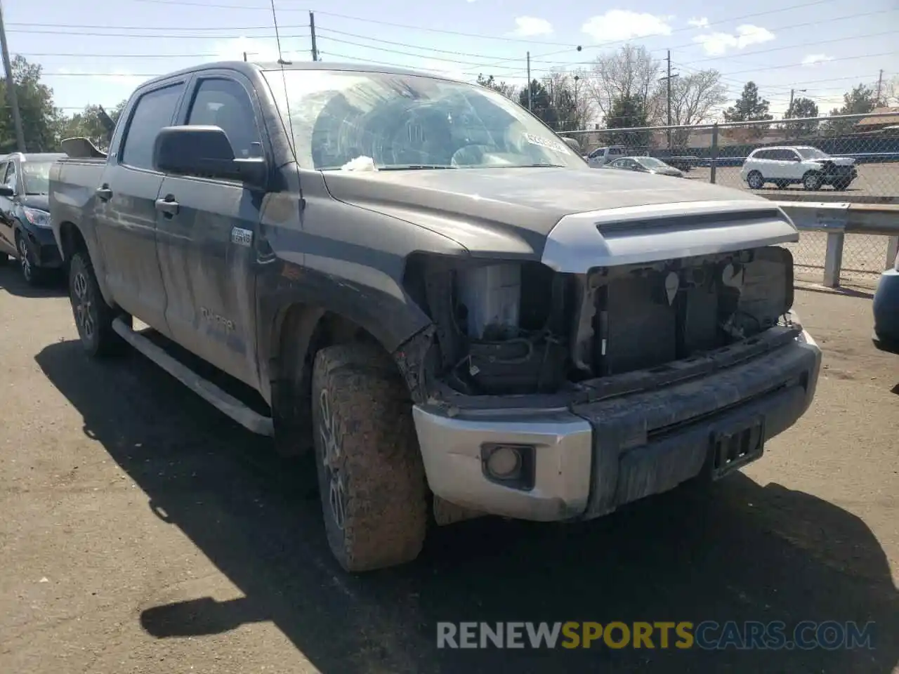 1 Photograph of a damaged car 5TFDY5F1XKX794409 TOYOTA TUNDRA 2019