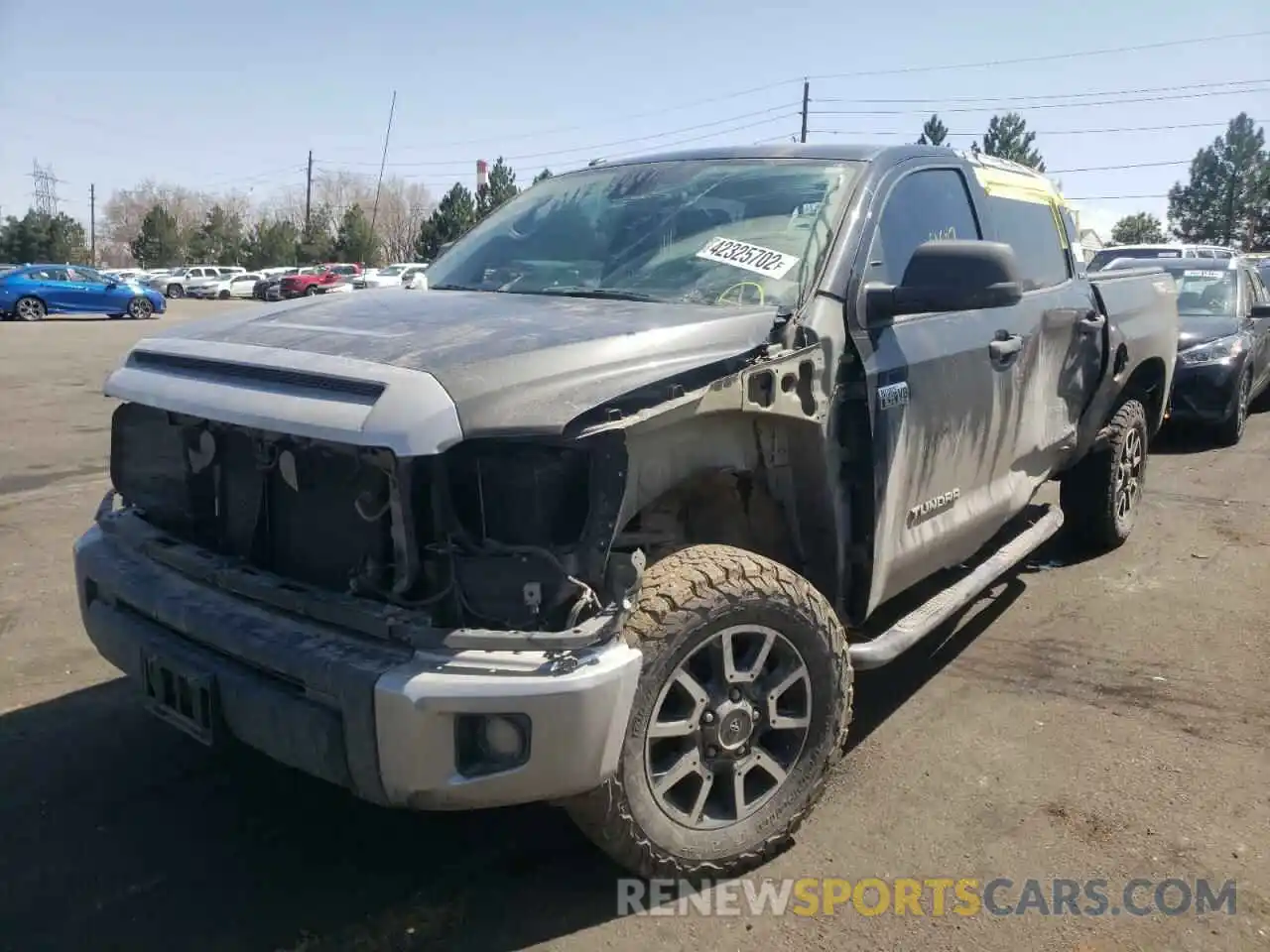 2 Photograph of a damaged car 5TFDY5F1XKX794409 TOYOTA TUNDRA 2019