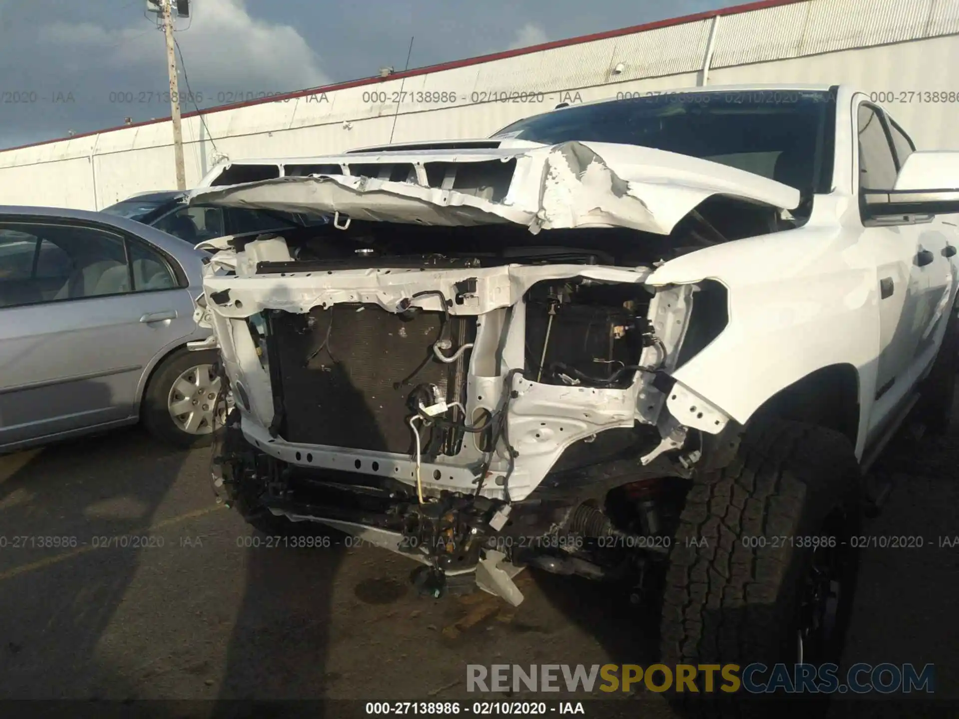 6 Photograph of a damaged car 5TFDY5F1XKX835136 TOYOTA TUNDRA 2019