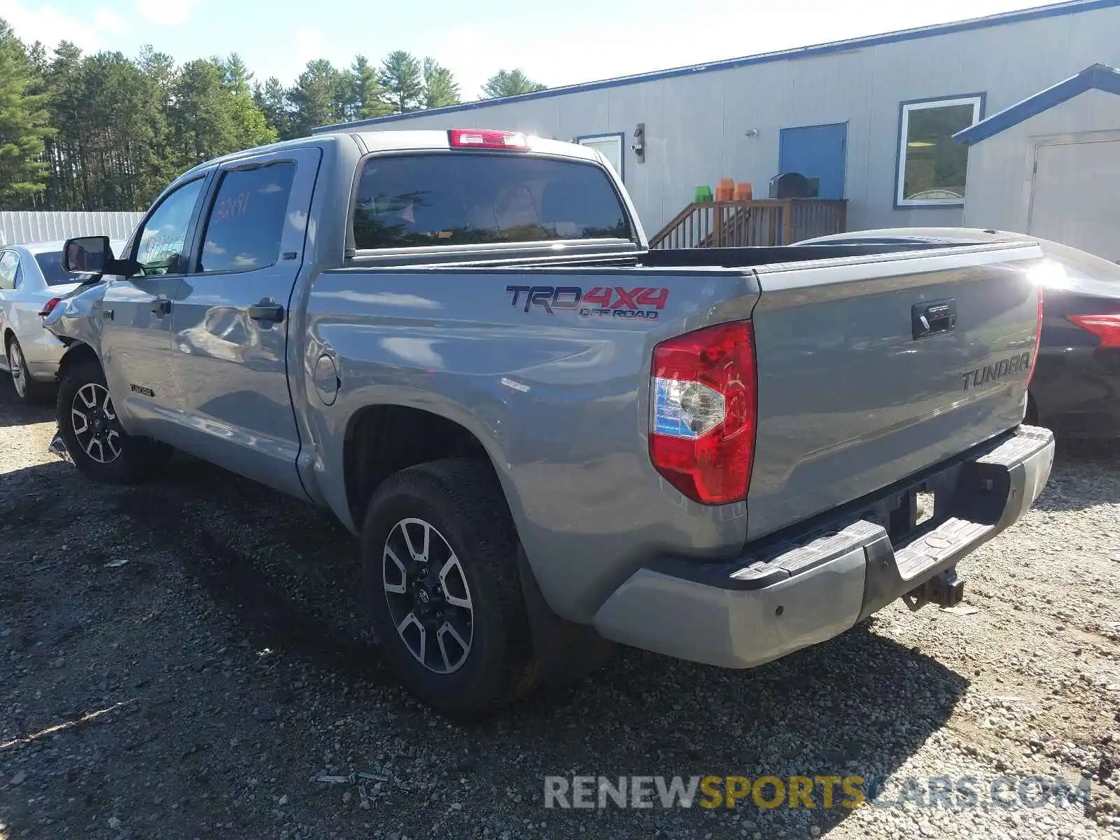 3 Photograph of a damaged car 5TFDY5F1XKX840871 TOYOTA TUNDRA 2019