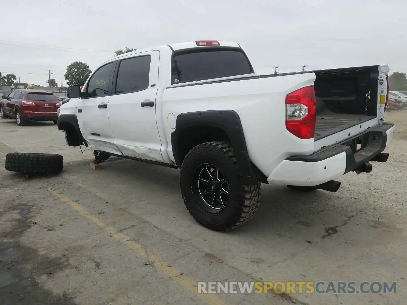 3 Photograph of a damaged car 5TFDY5F1XKX841924 TOYOTA TUNDRA 2019