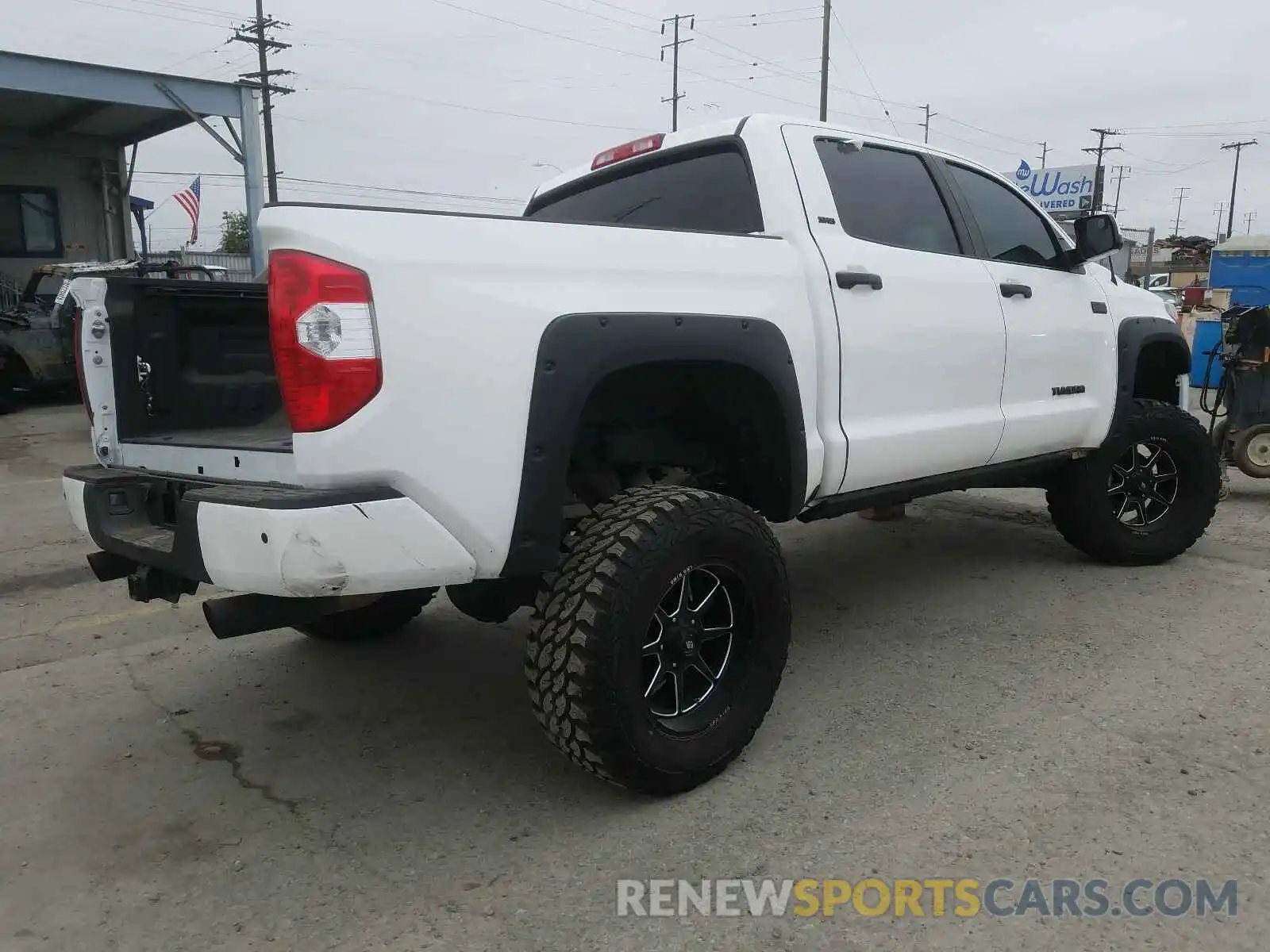 4 Photograph of a damaged car 5TFDY5F1XKX841924 TOYOTA TUNDRA 2019