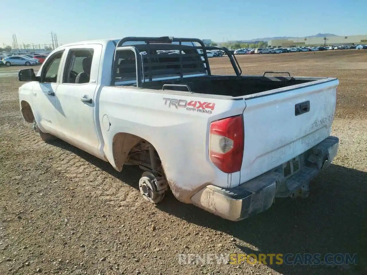 3 Photograph of a damaged car 5TFDY5F1XKX842295 TOYOTA TUNDRA 2019