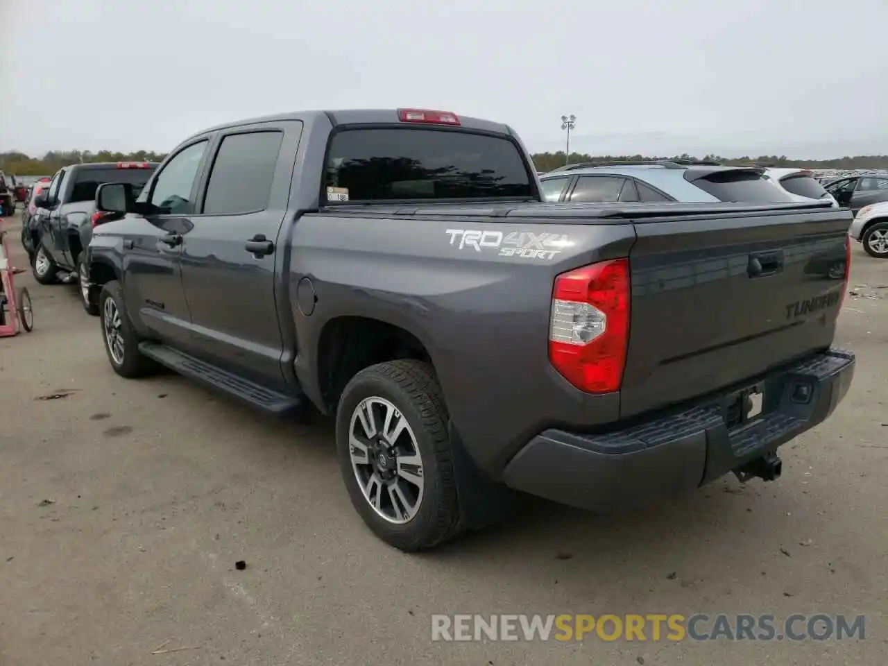 3 Photograph of a damaged car 5TFDY5F1XKX847044 TOYOTA TUNDRA 2019