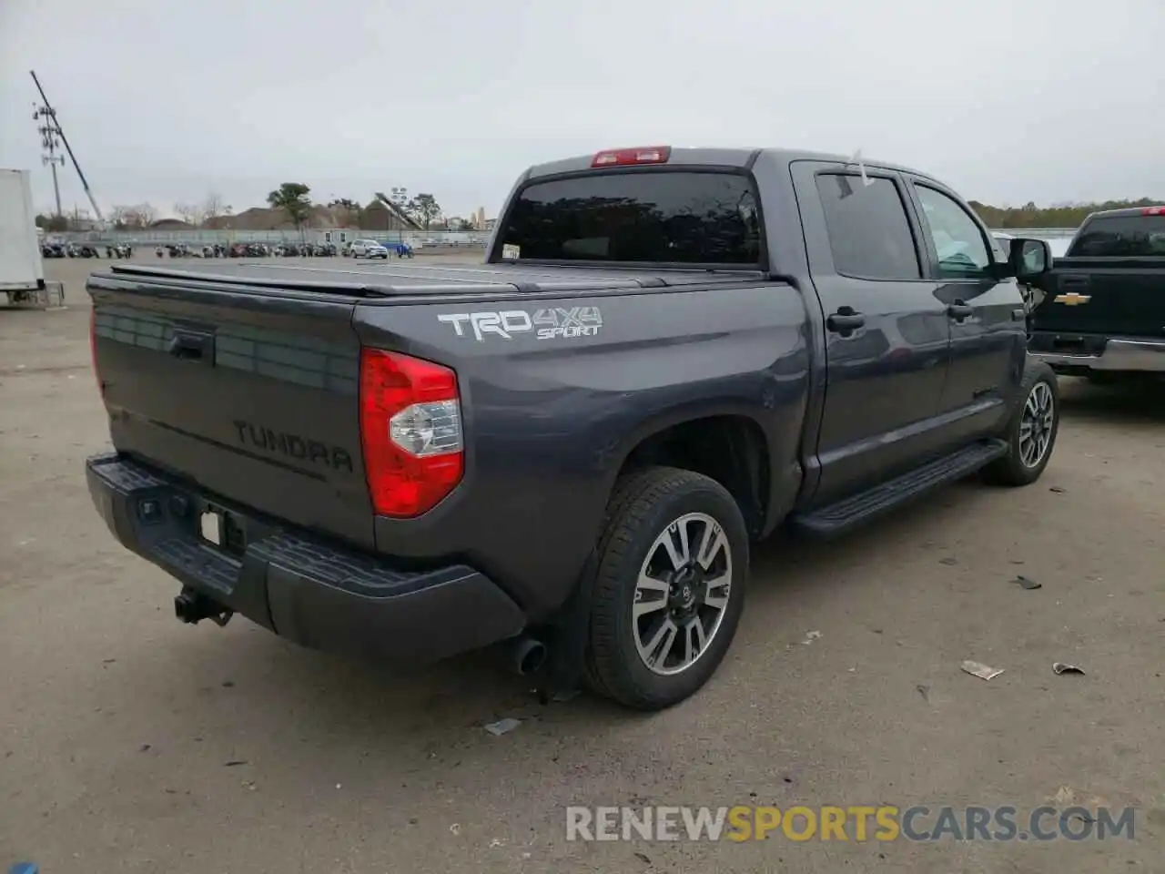 4 Photograph of a damaged car 5TFDY5F1XKX847044 TOYOTA TUNDRA 2019