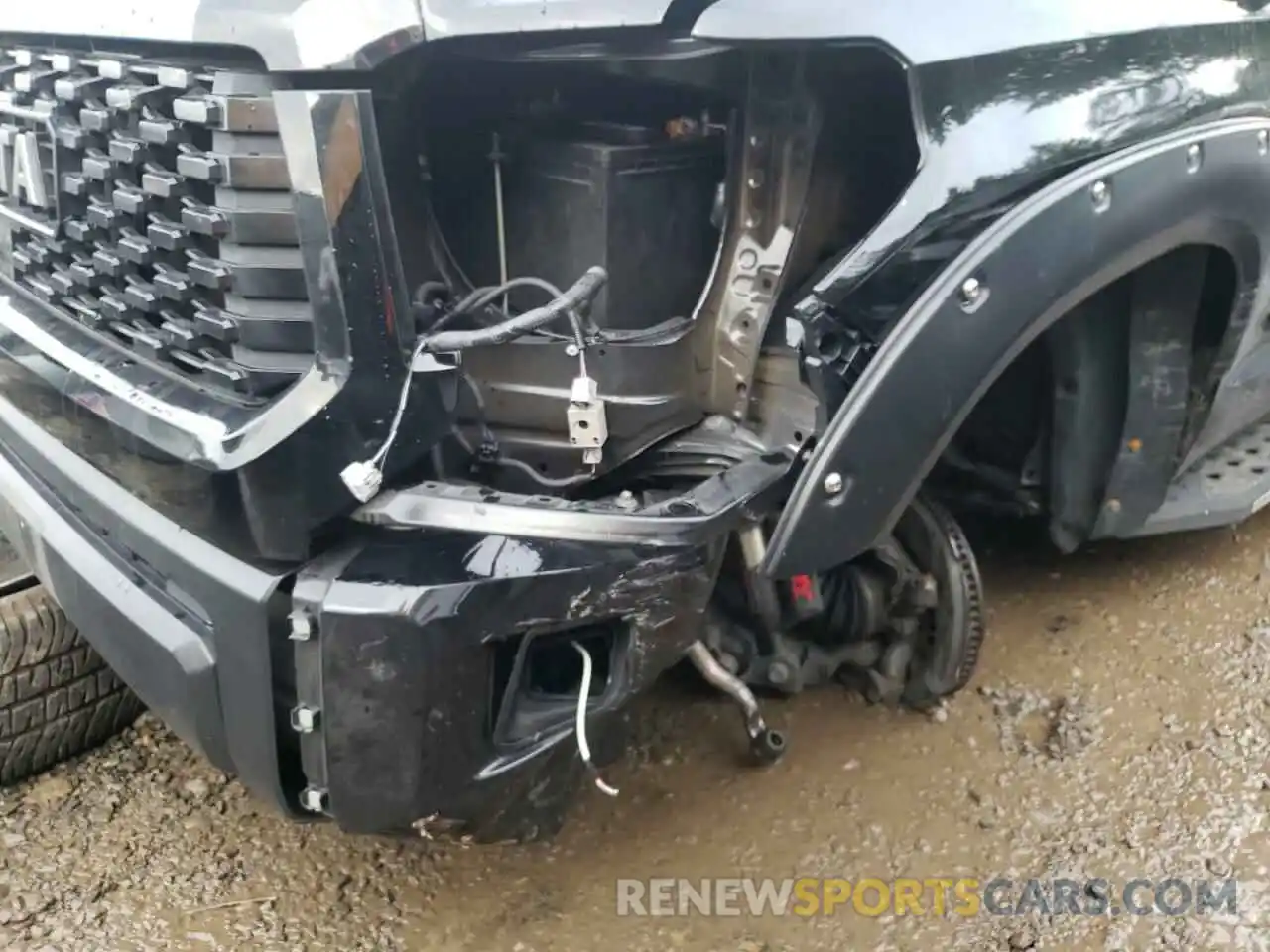 9 Photograph of a damaged car 5TFDY5F1XKX851305 TOYOTA TUNDRA 2019