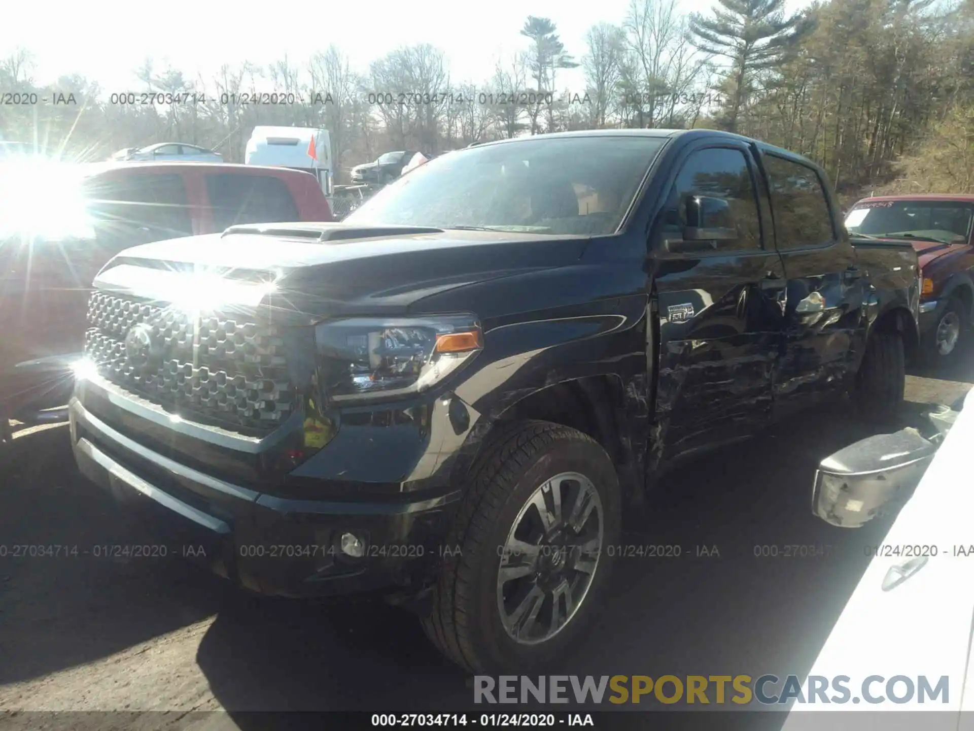 2 Photograph of a damaged car 5TFDY5F1XKX862532 TOYOTA TUNDRA 2019