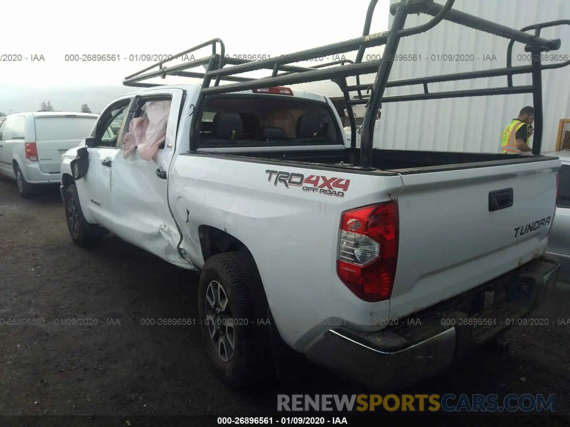 3 Photograph of a damaged car 5TFDY5F1XKX863986 TOYOTA TUNDRA 2019