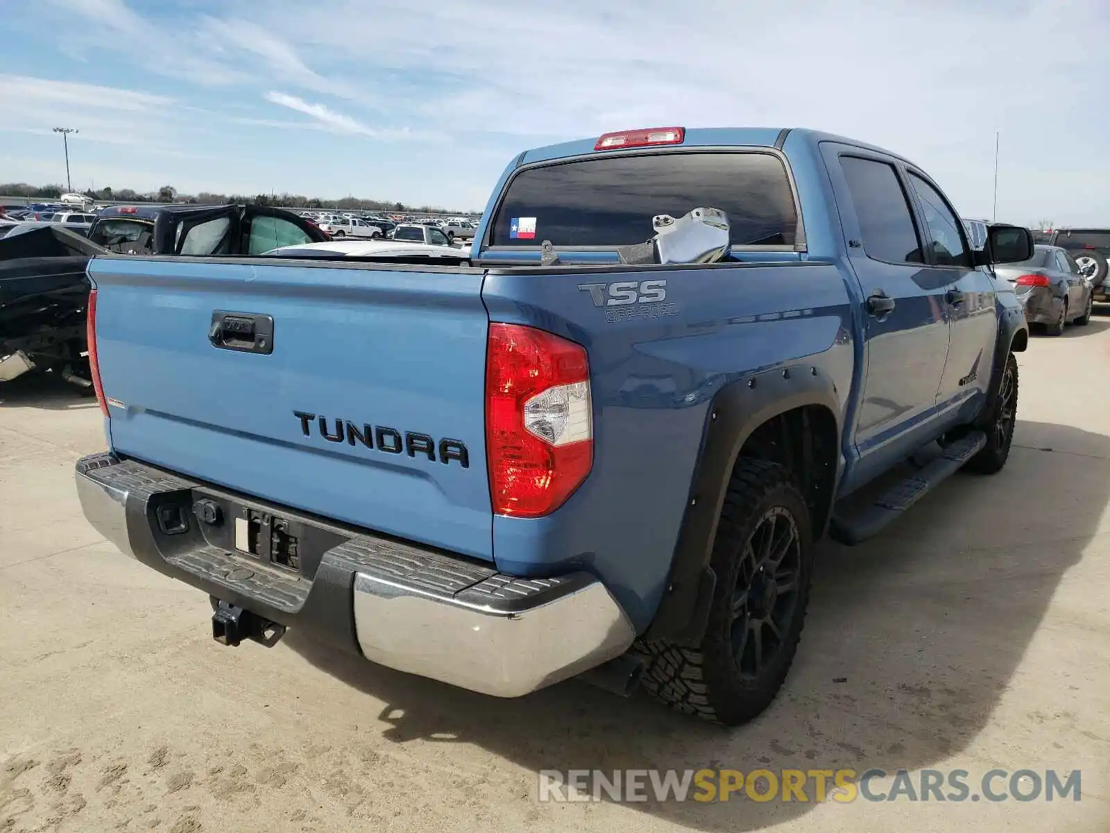 4 Photograph of a damaged car 5TFEM5F11KX141984 TOYOTA TUNDRA 2019