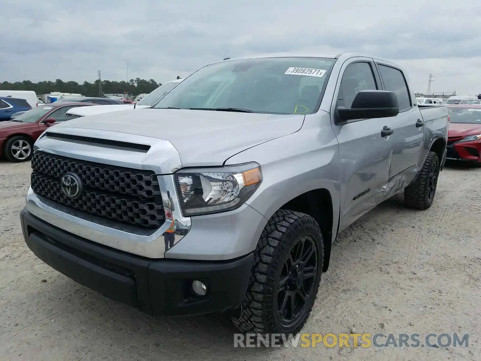 2 Photograph of a damaged car 5TFEM5F11KX142102 TOYOTA TUNDRA 2019